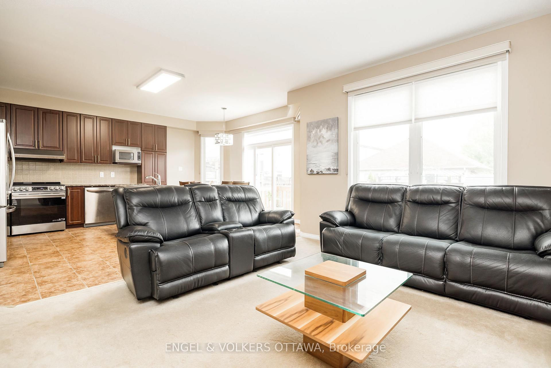 Photo 44 of 166 Macara Crescent, Ottawa, Kanata - Morgan's Grant/South March — HOMEH