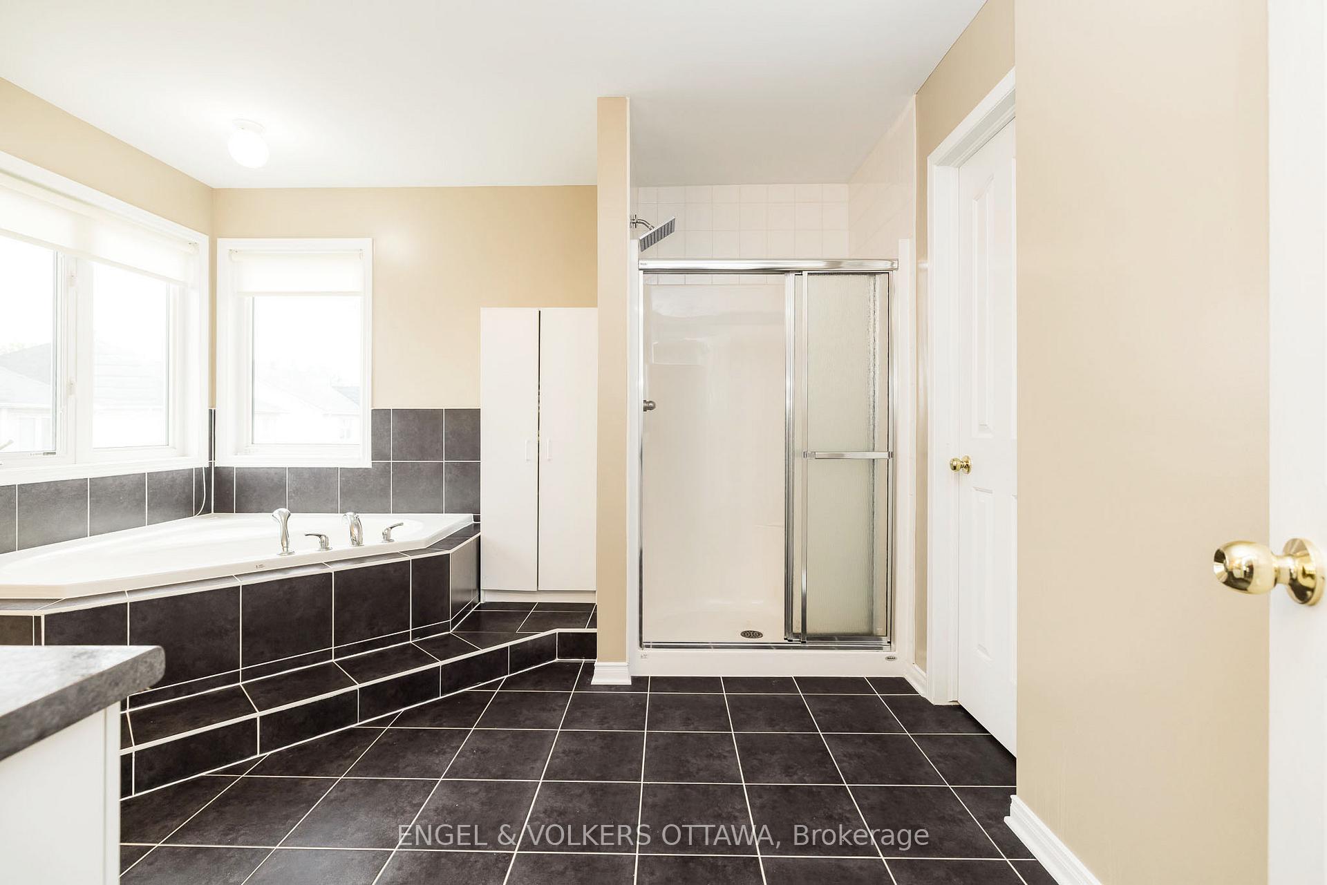 Photo 12 of 166 Macara Crescent, Ottawa, Kanata - Morgan's Grant/South March — HOMEH
