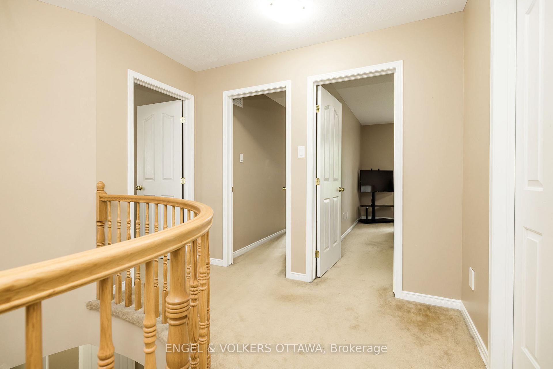 Photo 15 of 166 Macara Crescent, Ottawa, Kanata - Morgan's Grant/South March — HOMEH