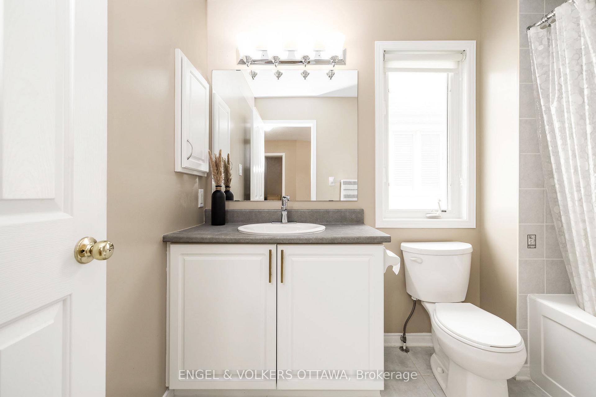 Photo 18 of 166 Macara Crescent, Ottawa, Kanata - Morgan's Grant/South March — HOMEH
