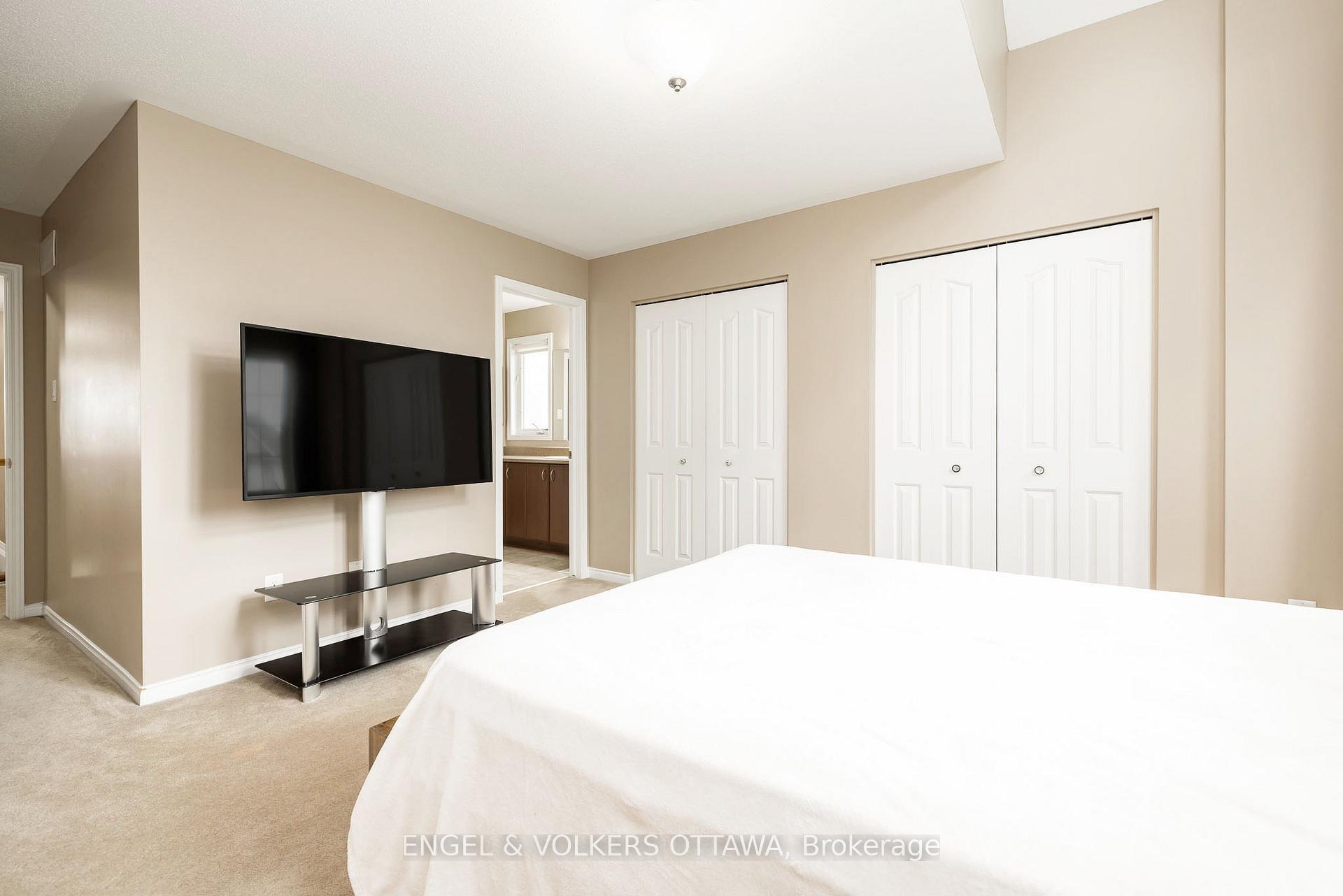 Photo 21 of 166 Macara Crescent, Ottawa, Kanata - Morgan's Grant/South March — HOMEH