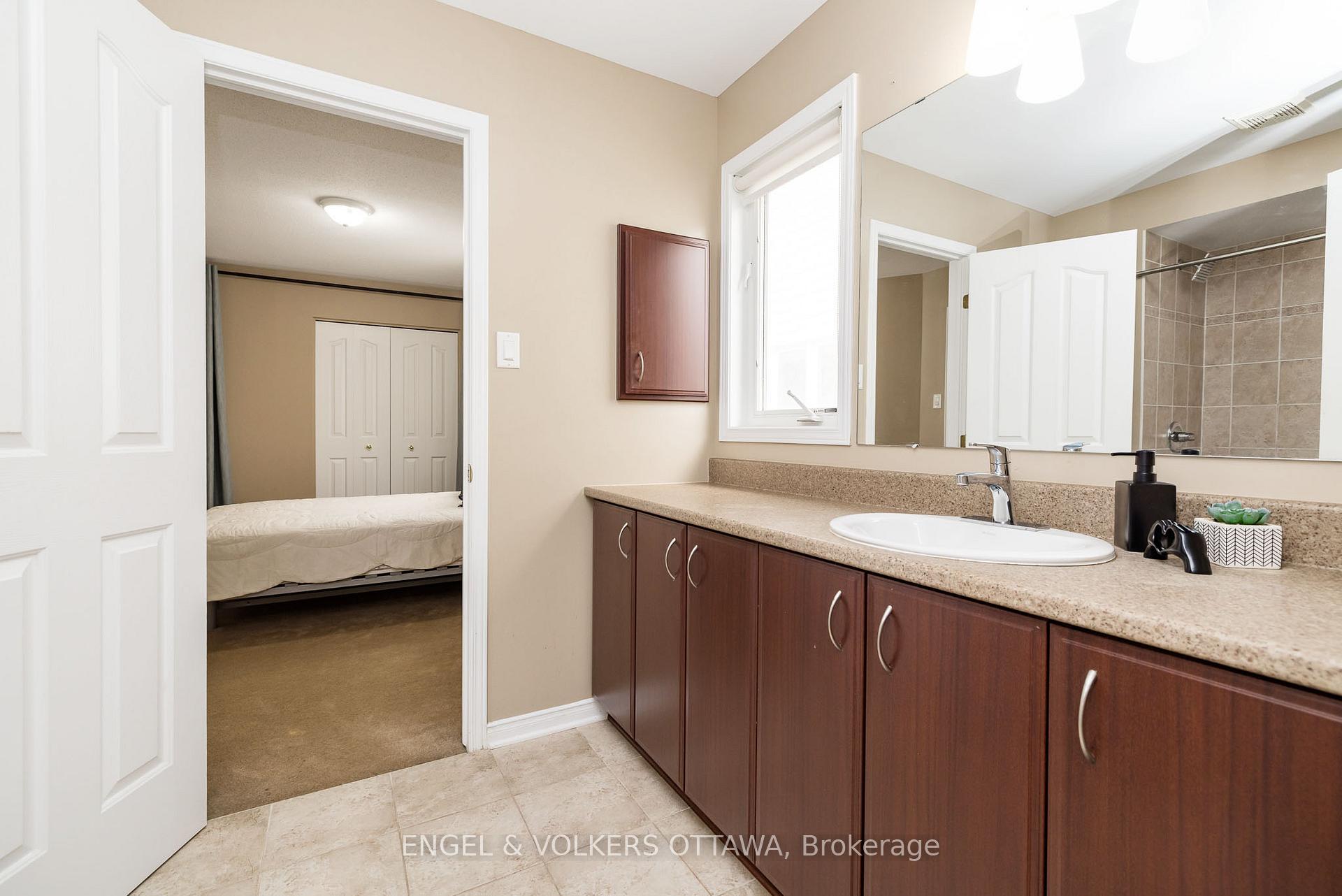 Photo 22 of 166 Macara Crescent, Ottawa, Kanata - Morgan's Grant/South March — HOMEH