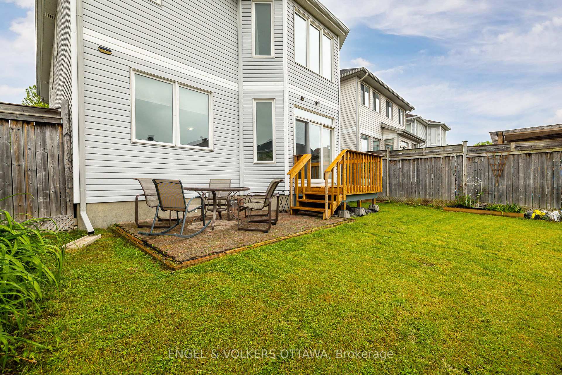 Photo 27 of 166 Macara Crescent, Ottawa, Kanata - Morgan's Grant/South March — HOMEH