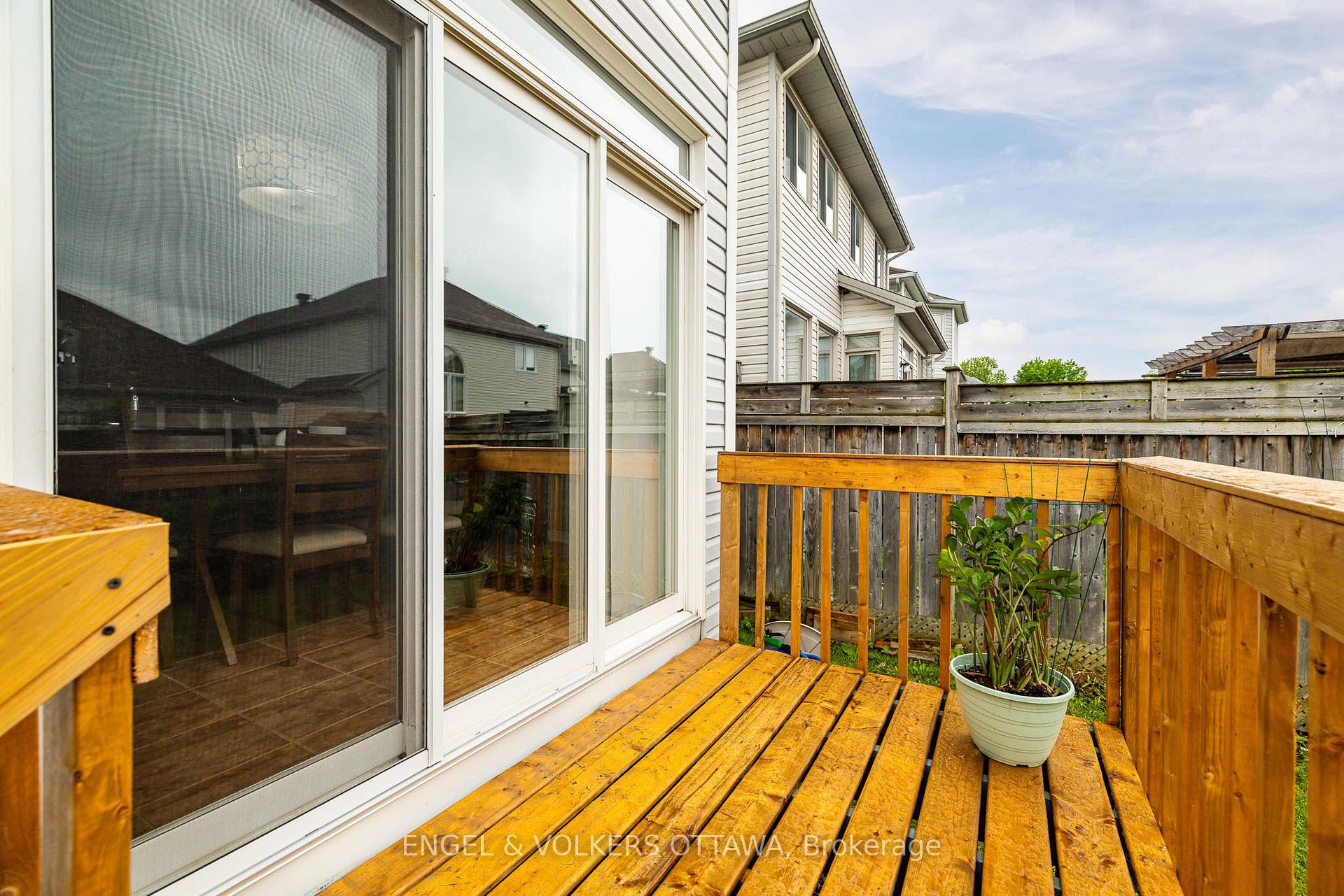 Photo 28 of 166 Macara Crescent, Ottawa, Kanata - Morgan's Grant/South March — HOMEH