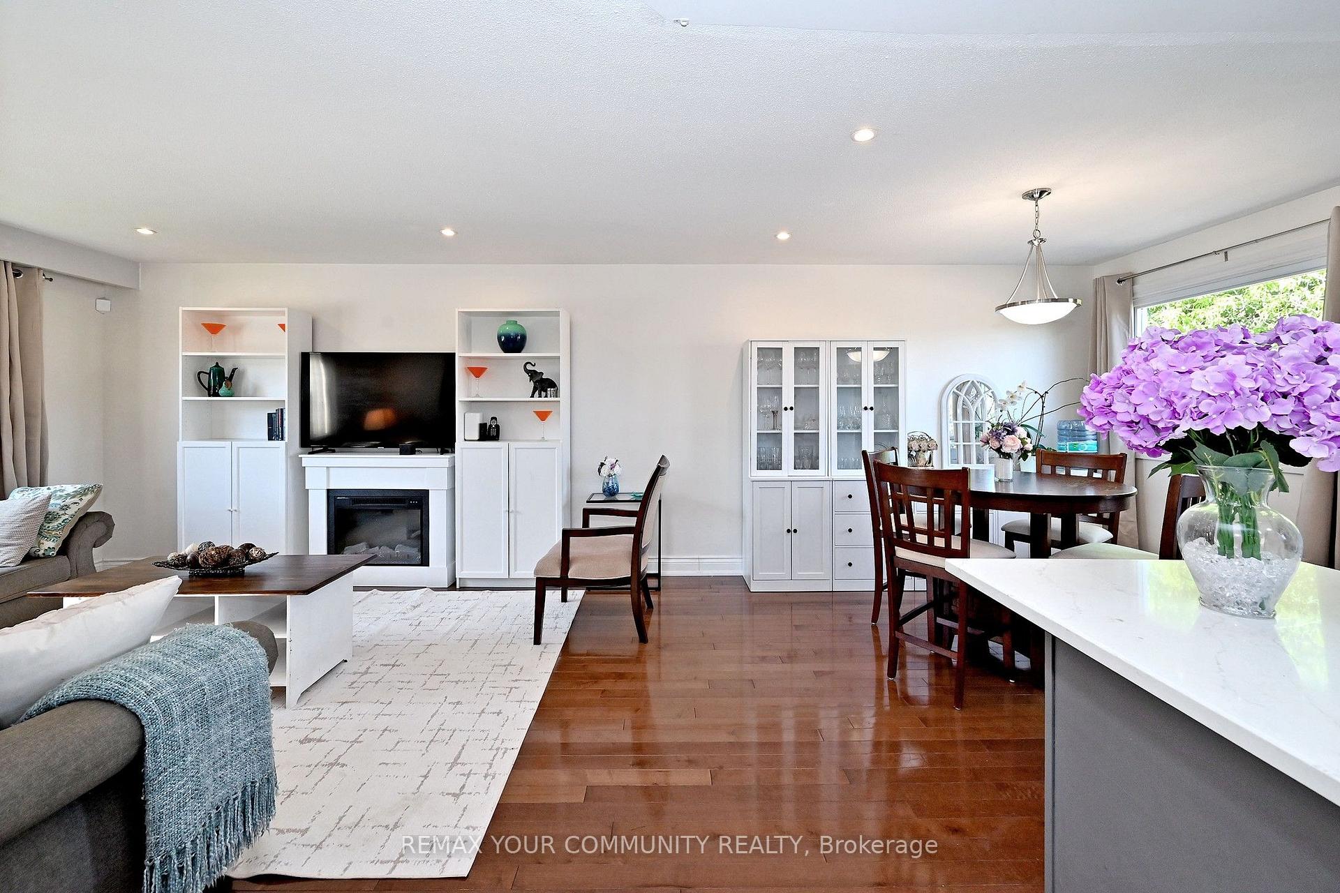 Photo 8 of 18 Harland Crescent, Ajax, South East — HOMEH