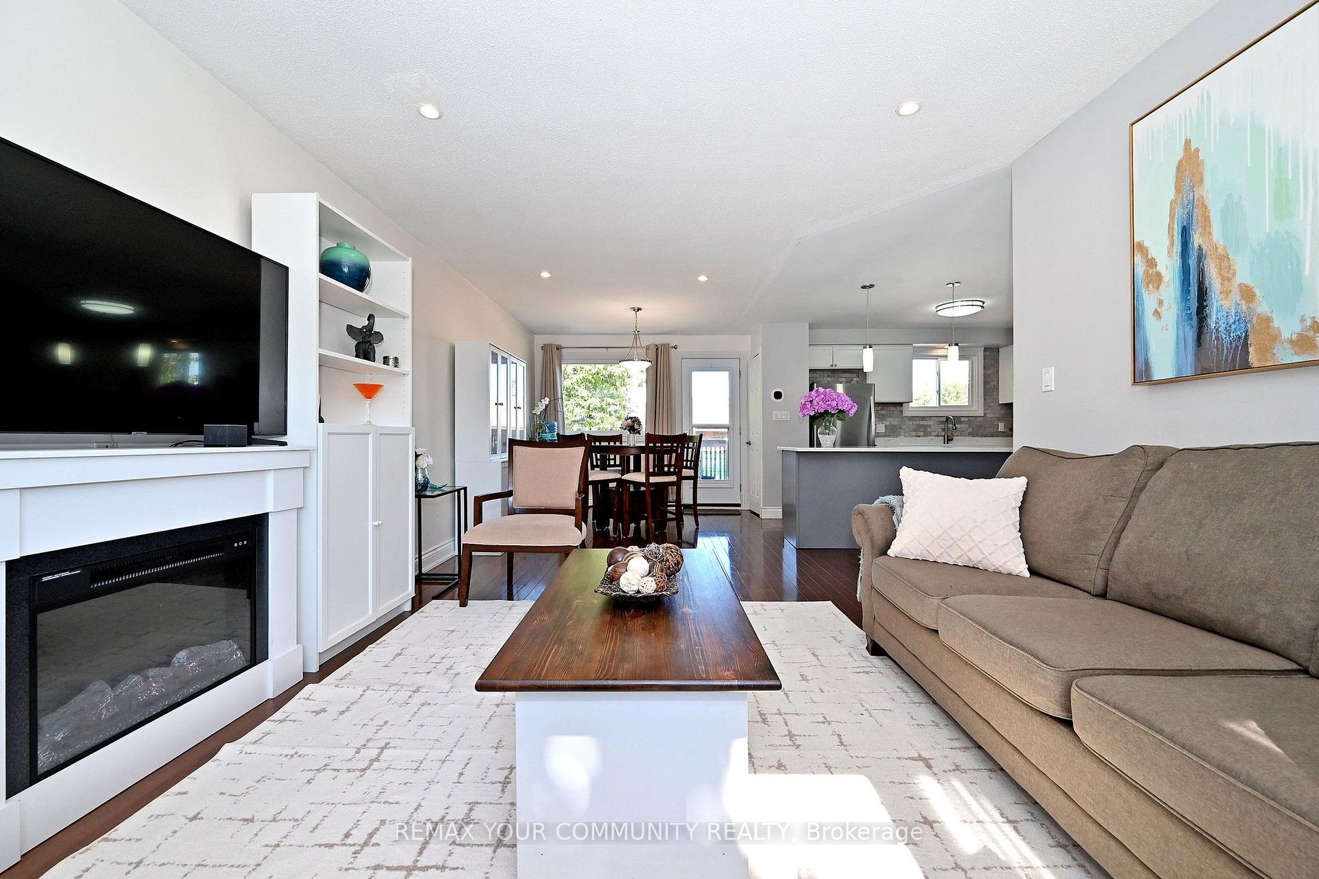 Photo 11 of 18 Harland Crescent, Ajax, South East — HOMEH