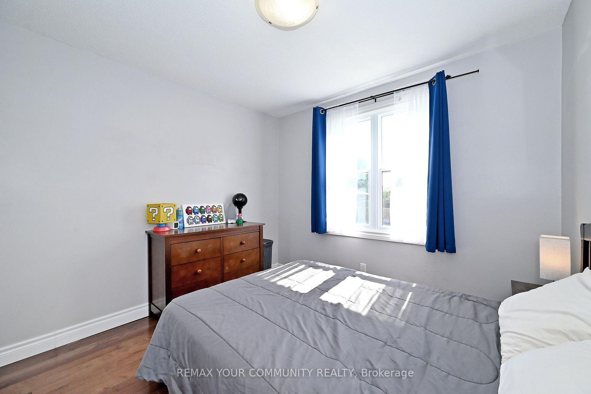 Photo 20 of 18 Harland Crescent, Ajax, South East — HOMEH
