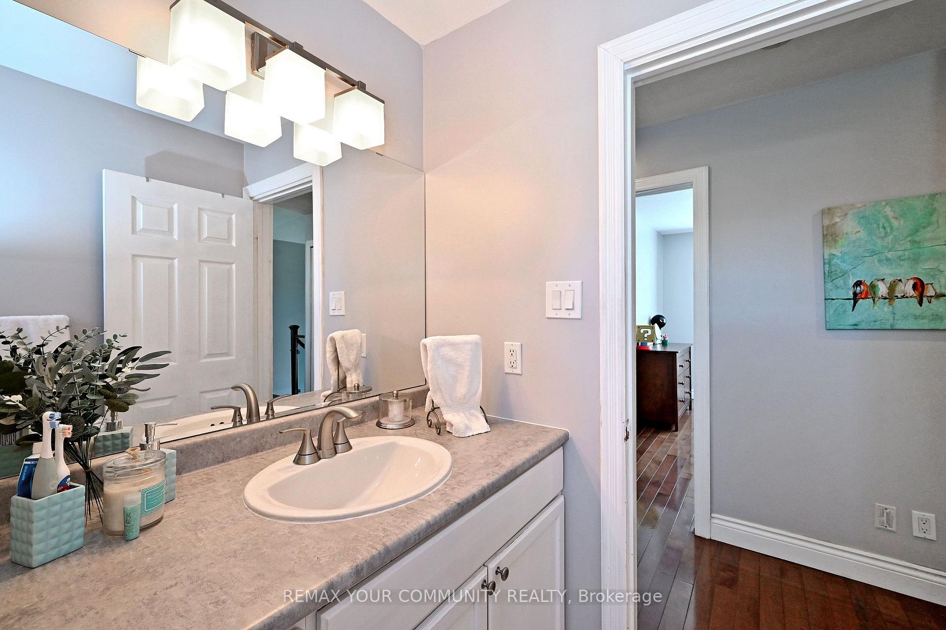 Photo 22 of 18 Harland Crescent, Ajax, South East — HOMEH
