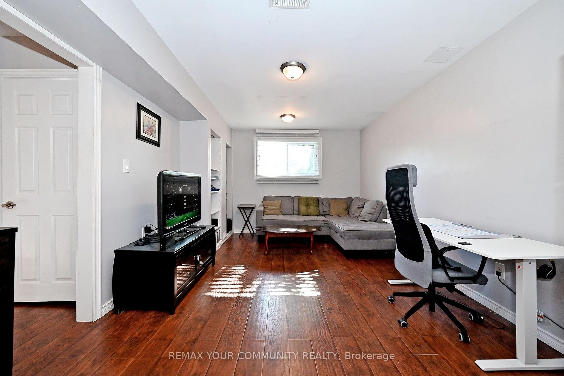 Photo 24 of 18 Harland Crescent, Ajax, South East — HOMEH