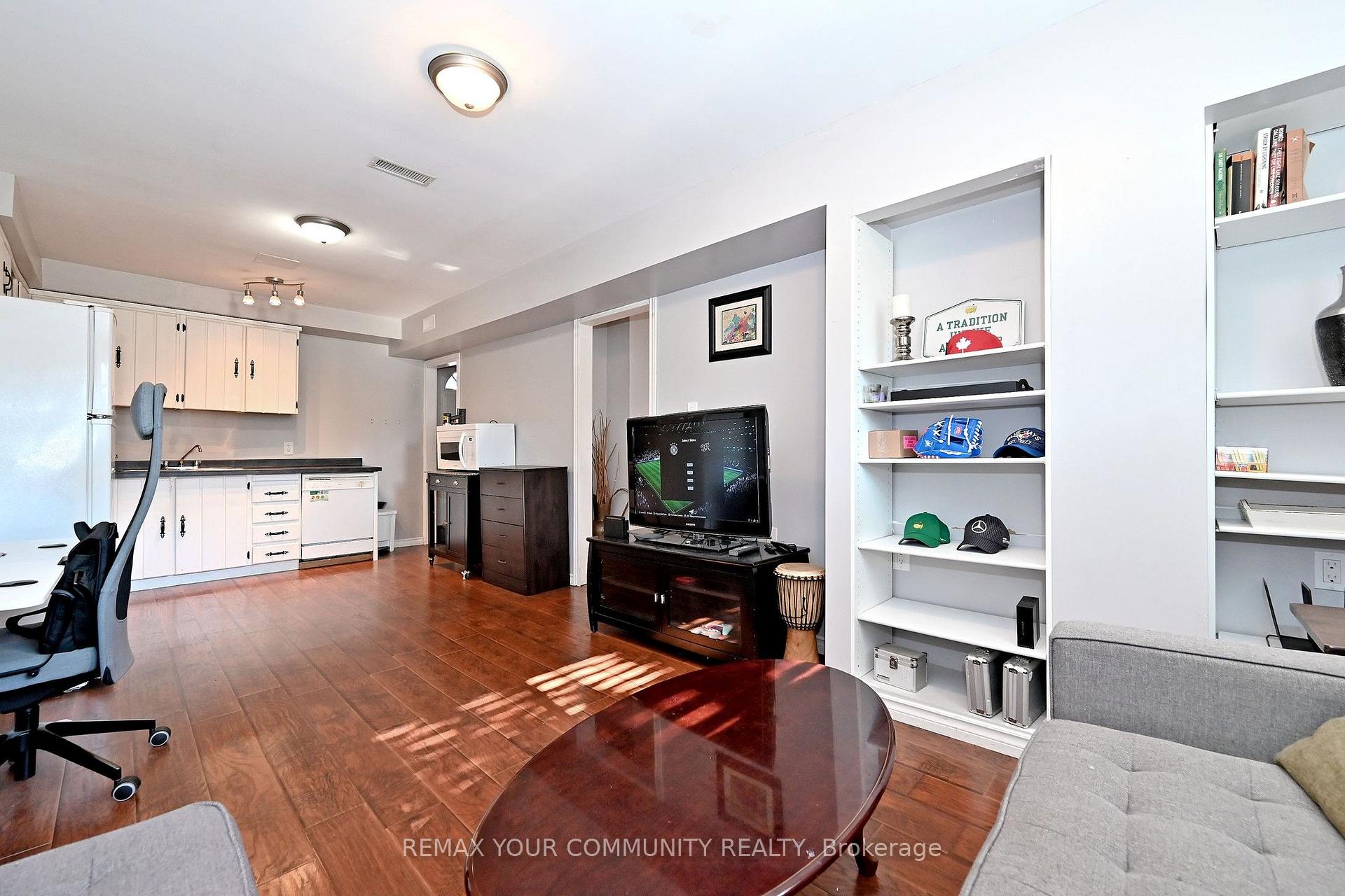 Photo 25 of 18 Harland Crescent, Ajax, South East — HOMEH
