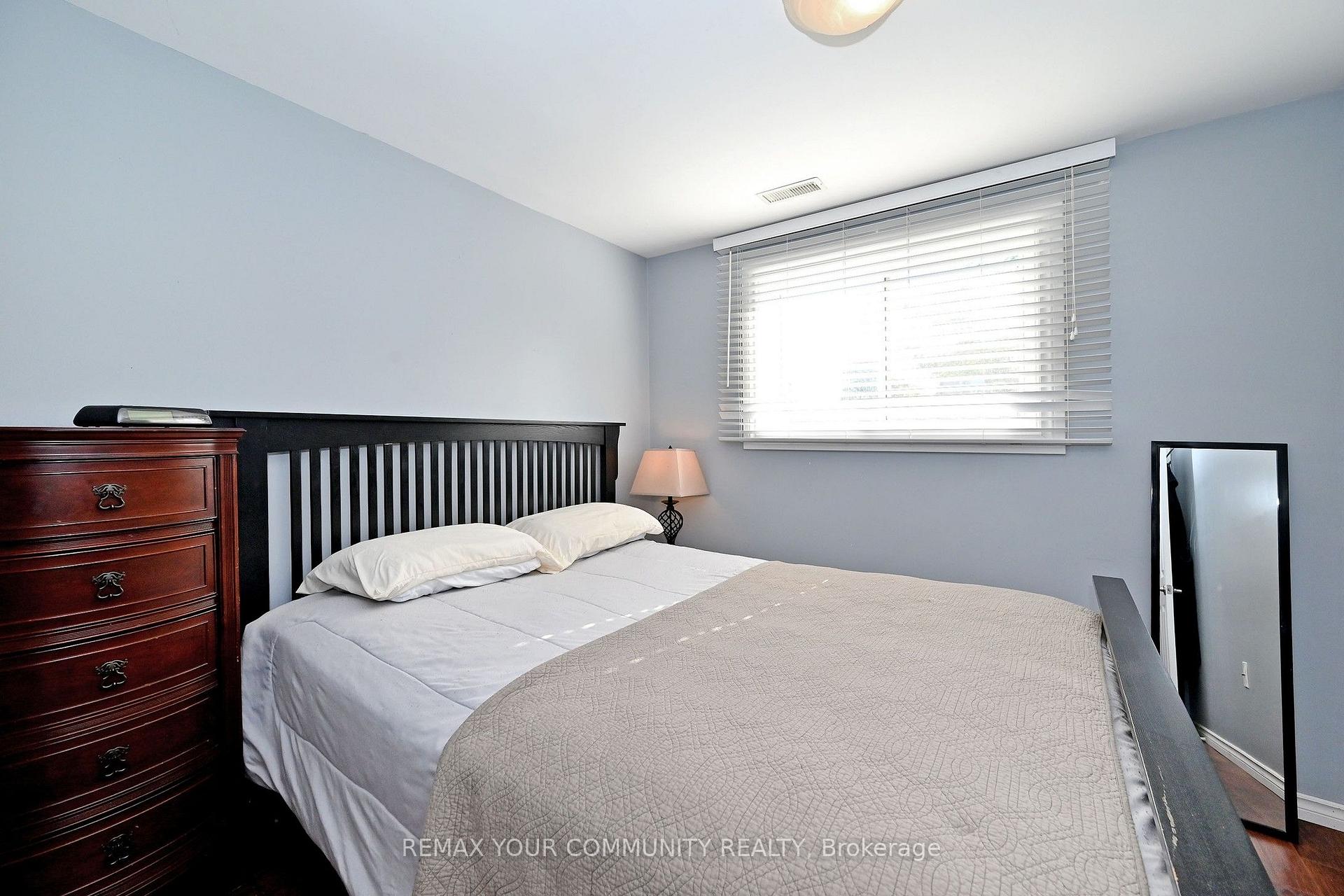 Photo 28 of 18 Harland Crescent, Ajax, South East — HOMEH