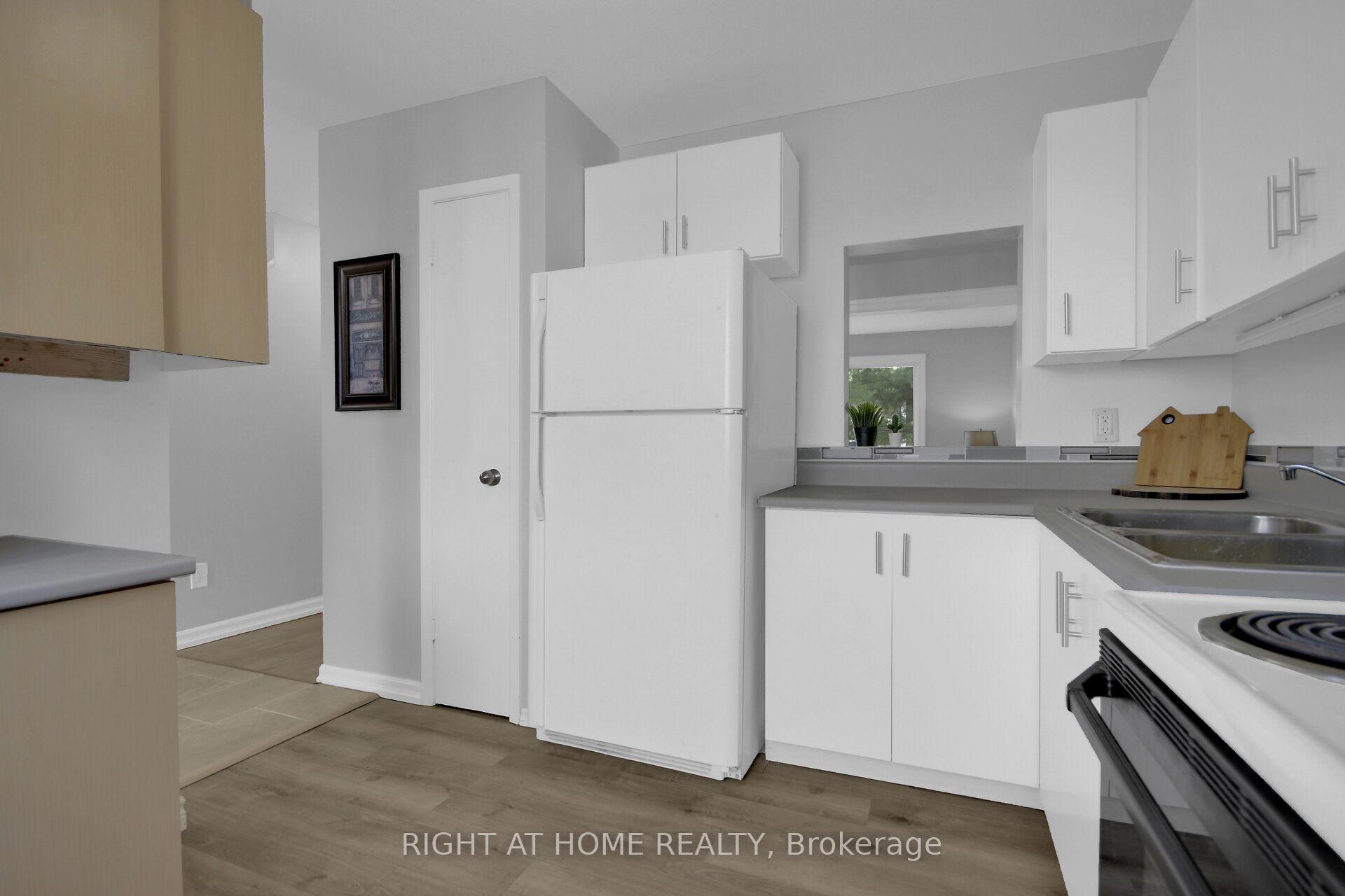 Photo 6 of Unit 16, 3516 Aladdin Lane, Ottawa, Blossom Park/Kemp Park/Findlay Creek — HOMEH