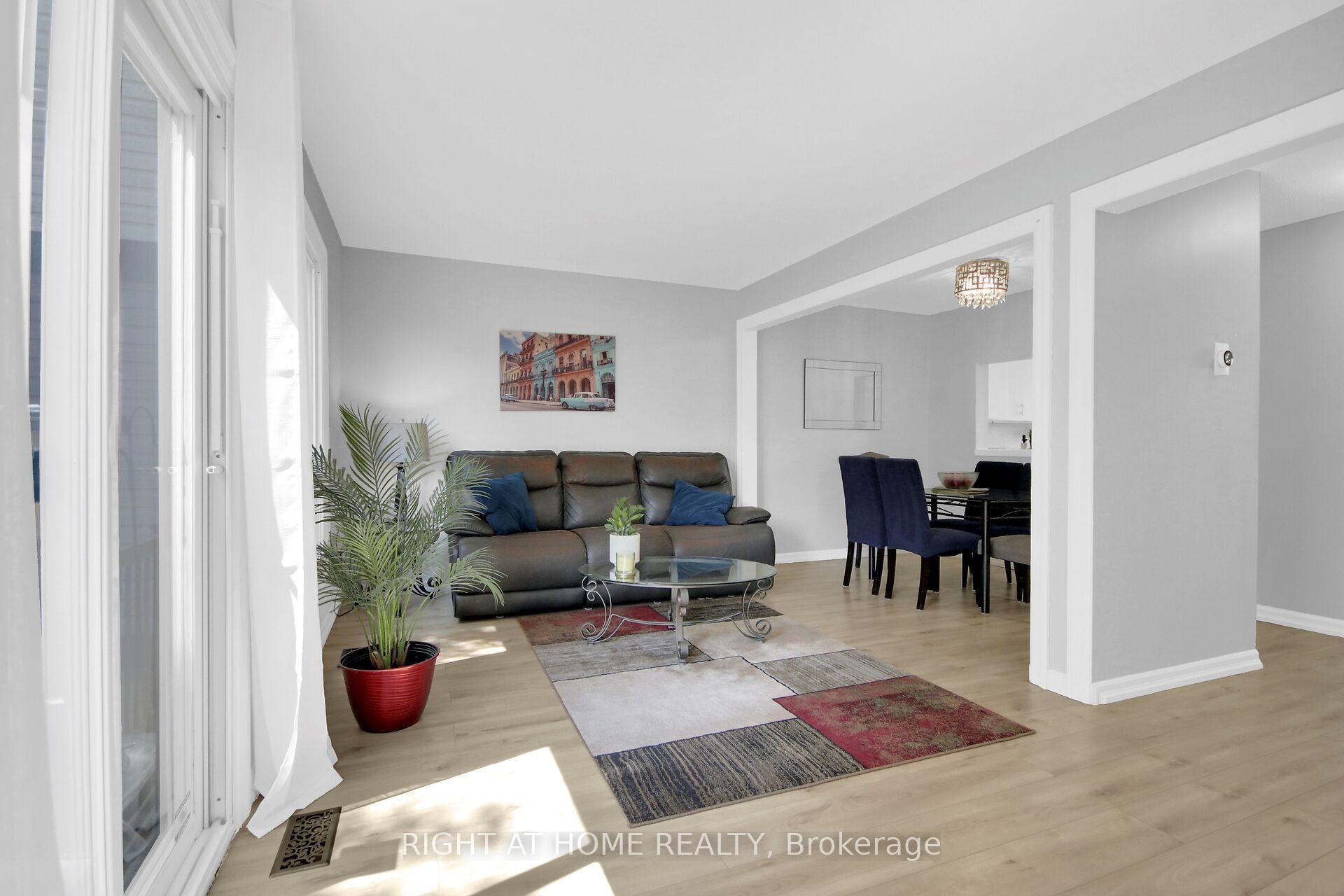 Photo 10 of Unit 16, 3516 Aladdin Lane, Ottawa, Blossom Park/Kemp Park/Findlay Creek — HOMEH