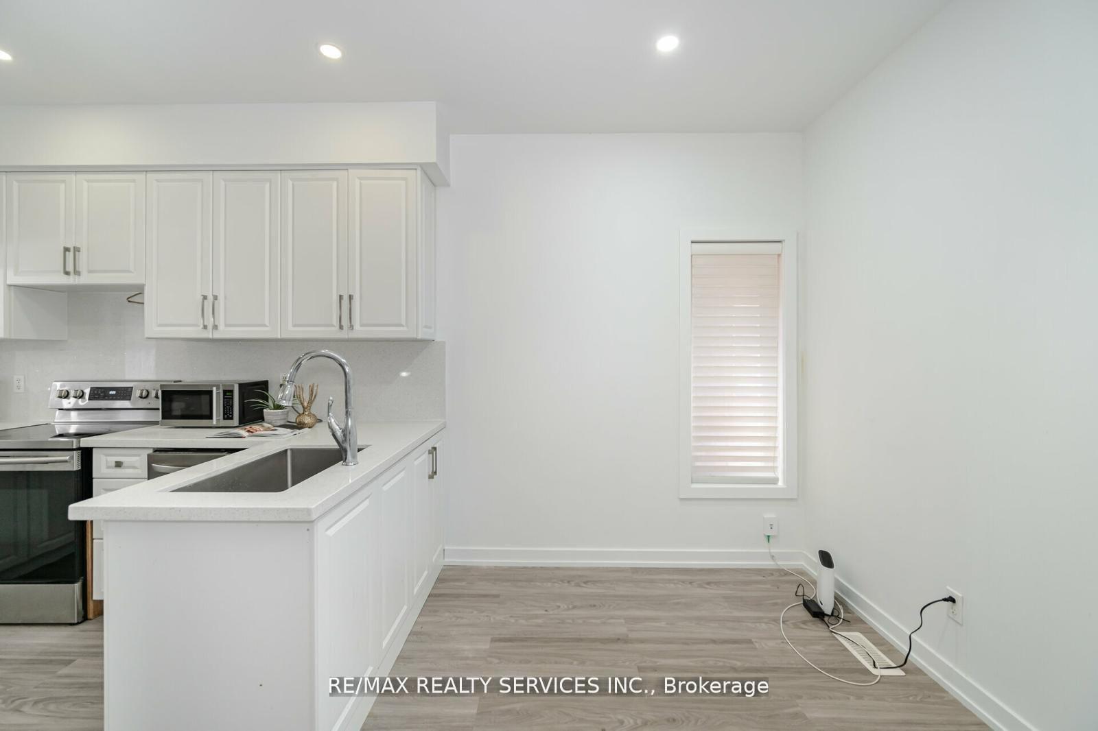 Photo 15 of 17 Dawes Road, Brampton, Credit Valley — HOMEH