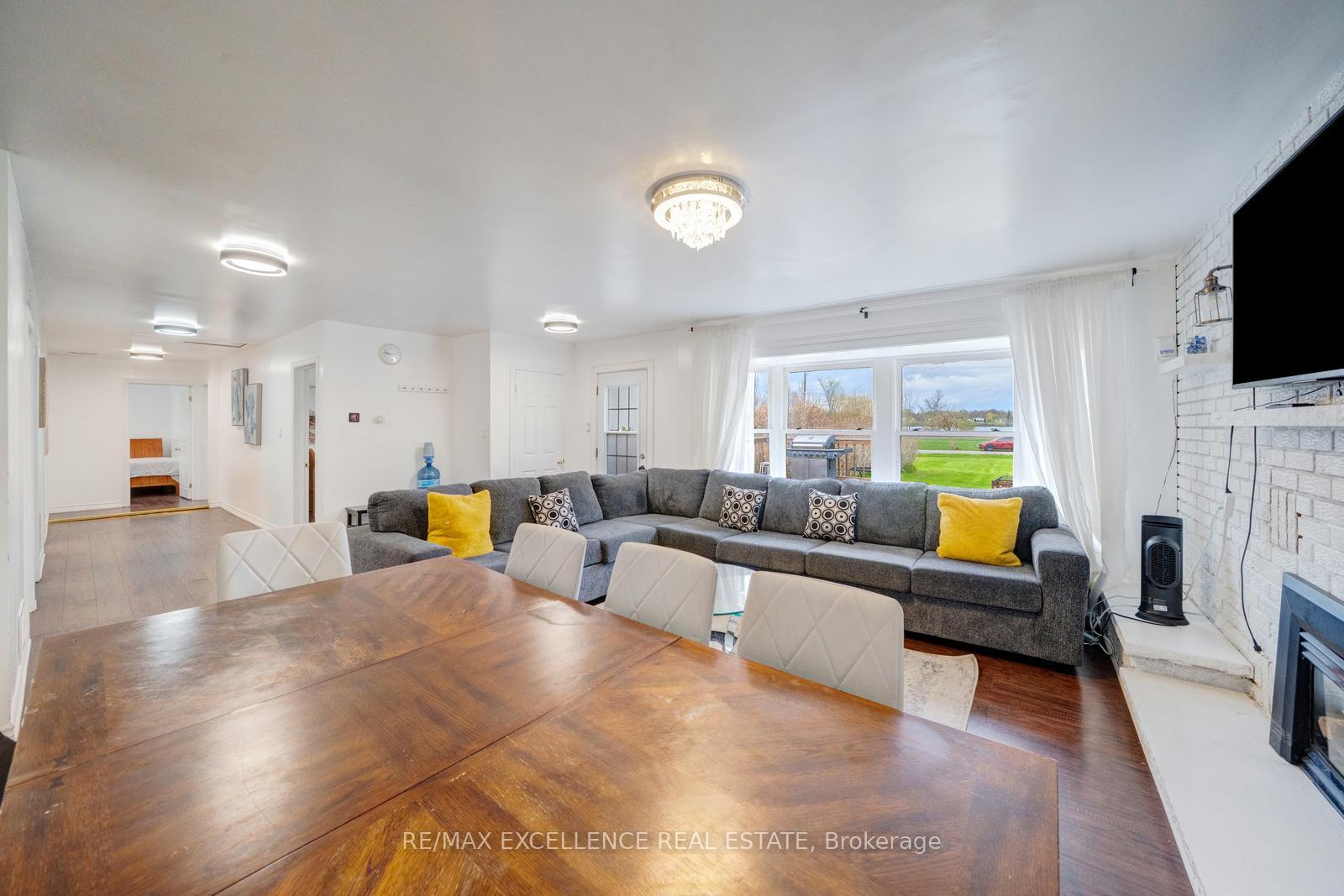Photo 11 of 12575 Niagara River Parkway, Niagara Falls, Lyons Creek — HOMEH