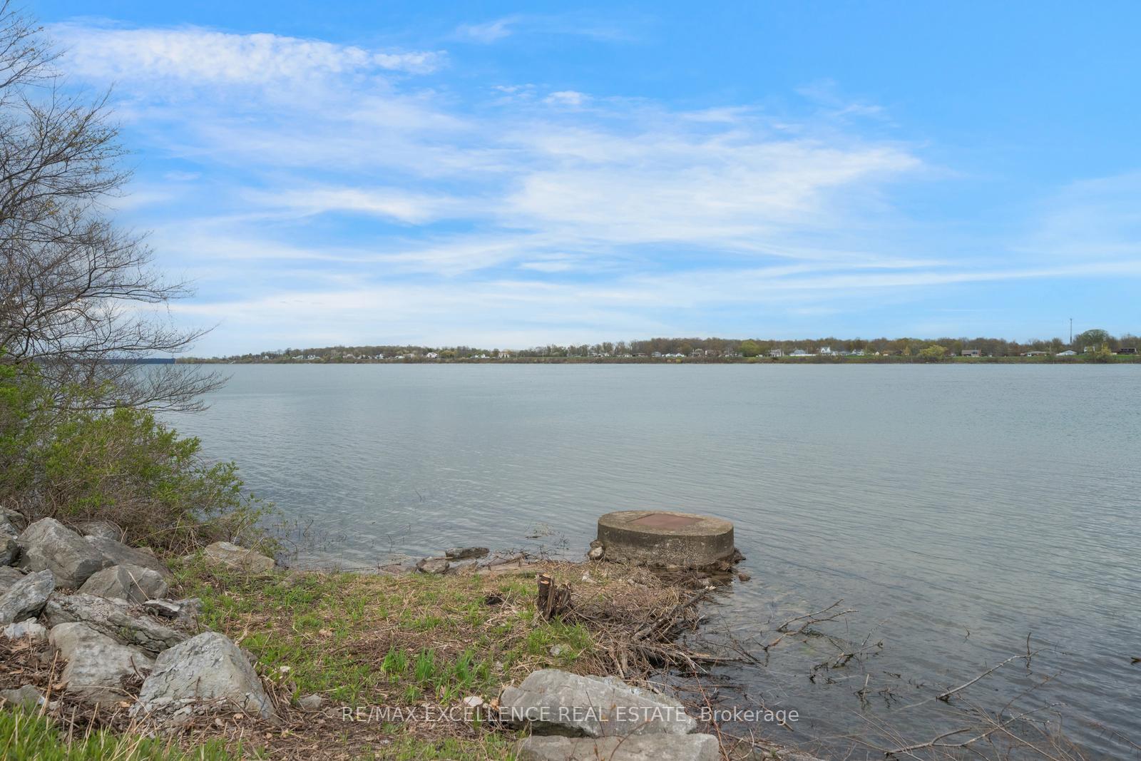 Photo 33 of 12575 Niagara River Parkway, Niagara Falls, Lyons Creek — HOMEH