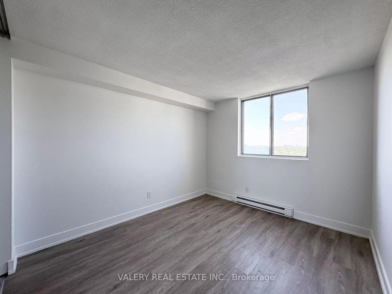 Photo 8 of Unit 1408, 294 Chandler Drive, Kitchener, Laurentian Hills — HOMEH