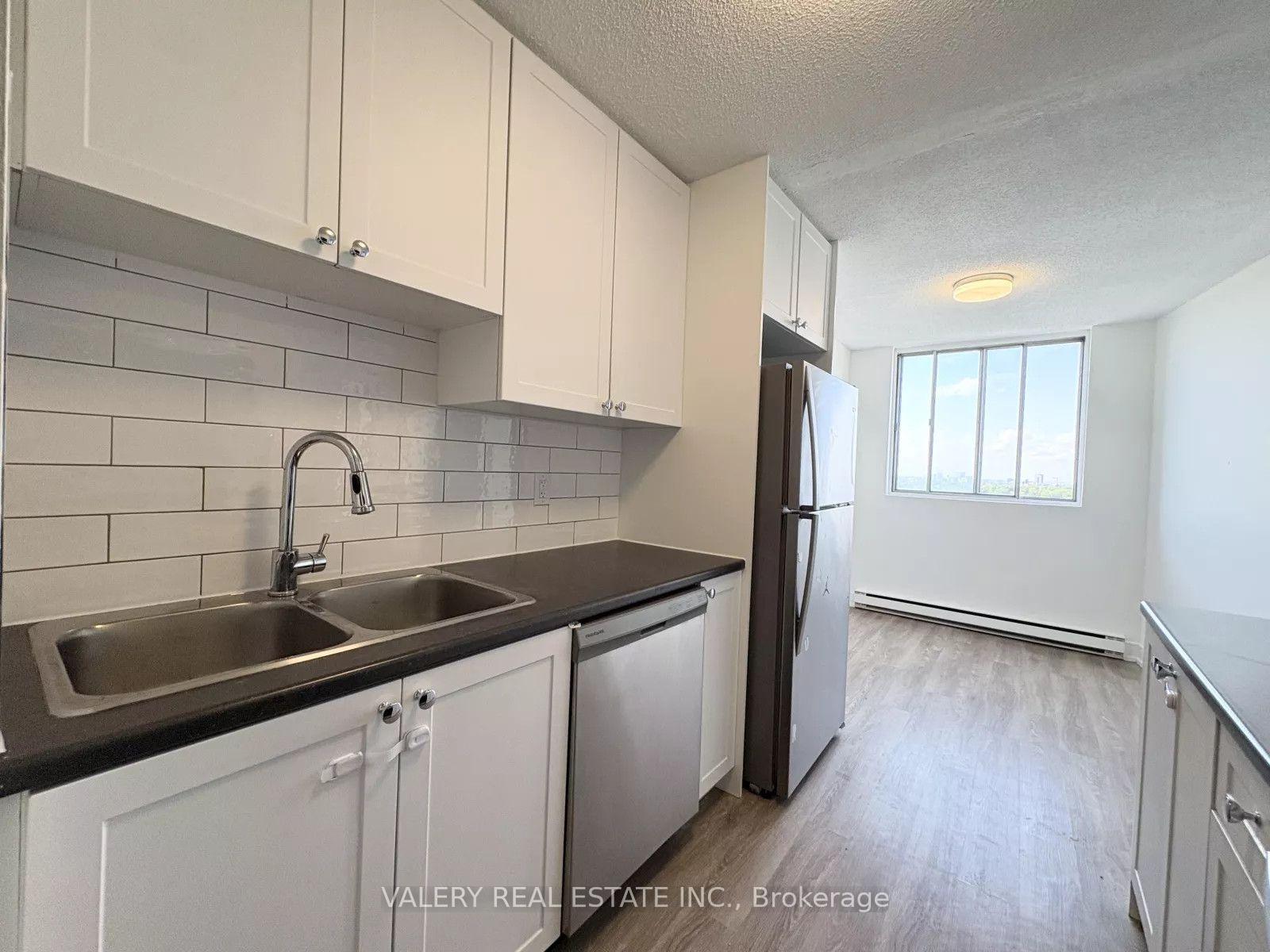 Photo 4 of Unit 1408, 294 Chandler Drive, Kitchener, Laurentian Hills — HOMEH