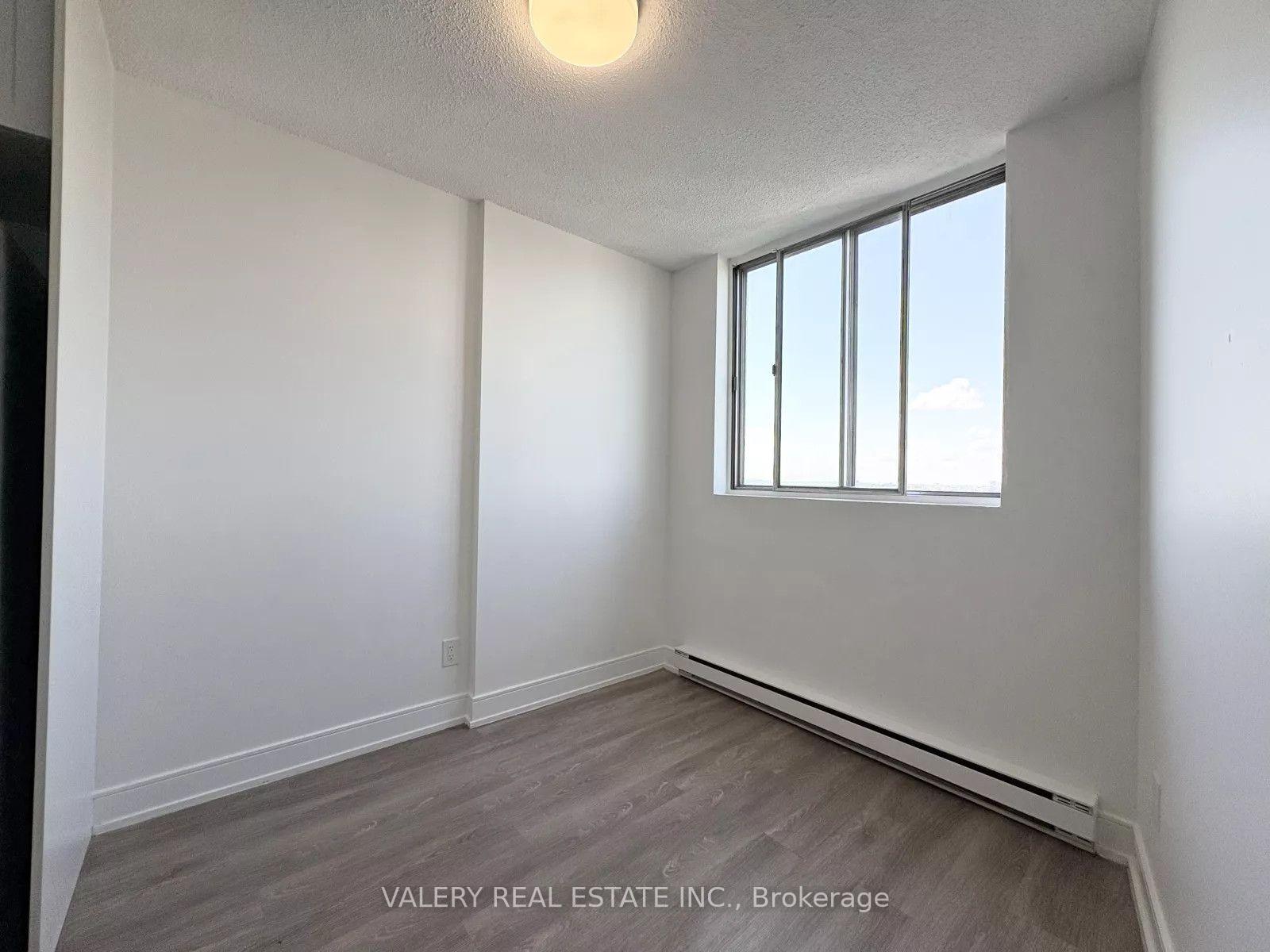 Photo 11 of Unit 1408, 294 Chandler Drive, Kitchener, Laurentian Hills — HOMEH