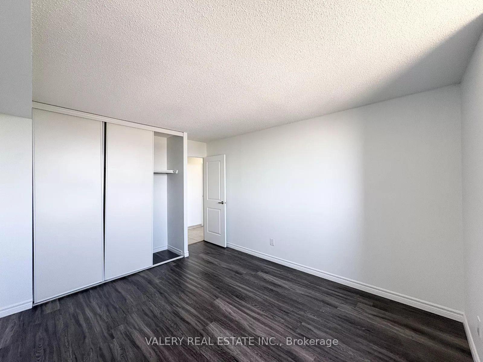 Photo 14 of Unit 1503, 294 Chandler Drive, Kitchener, Laurentian Hills — HOMEH