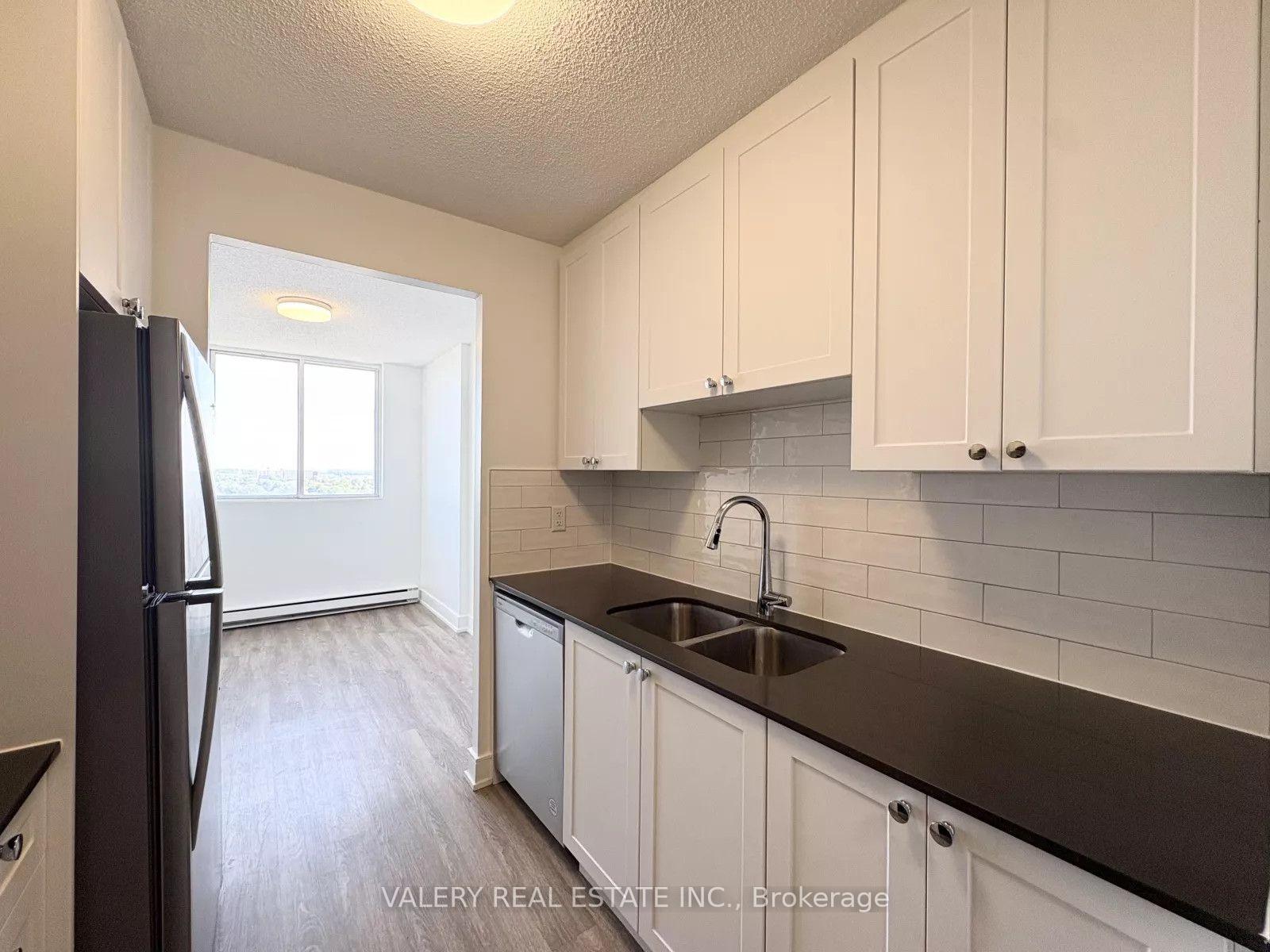 Photo 2 of Unit 1601, 294 Chandler Drive, Kitchener, Laurentian Hills — HOMEH