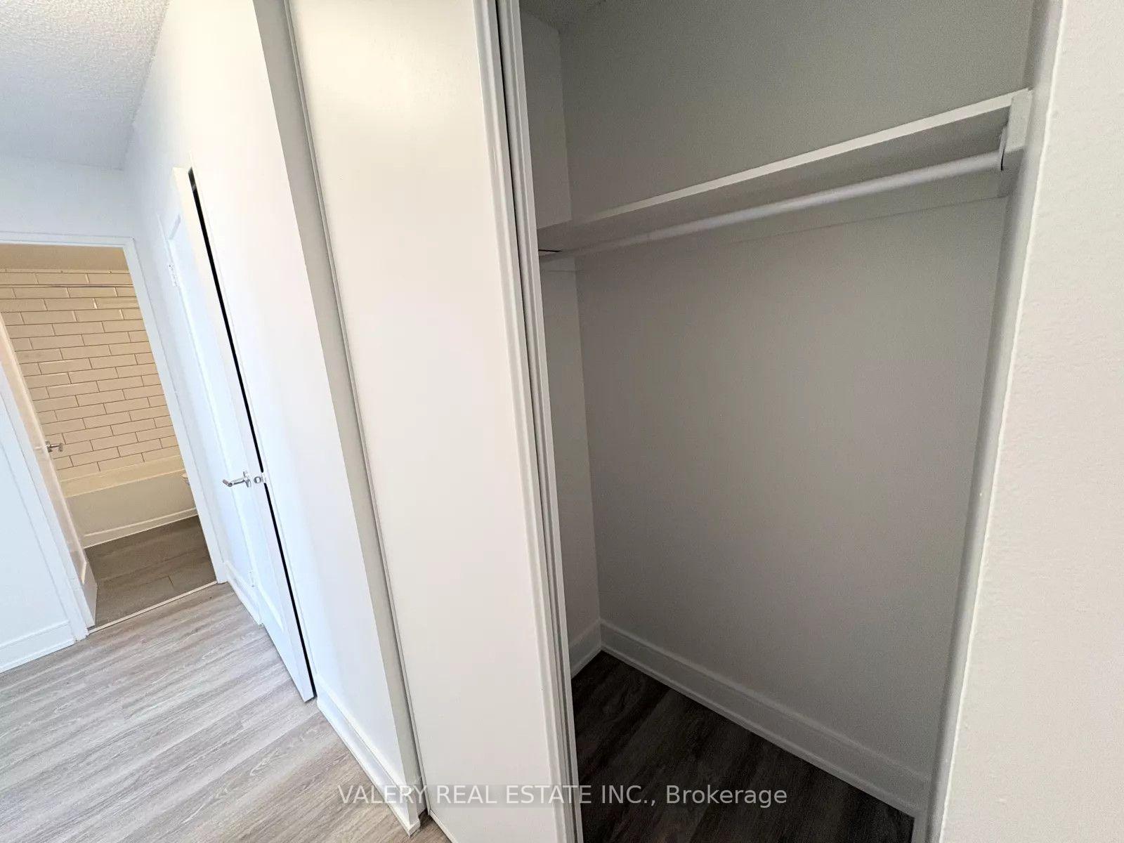 Photo 16 of Unit 1601, 294 Chandler Drive, Kitchener, Laurentian Hills — HOMEH
