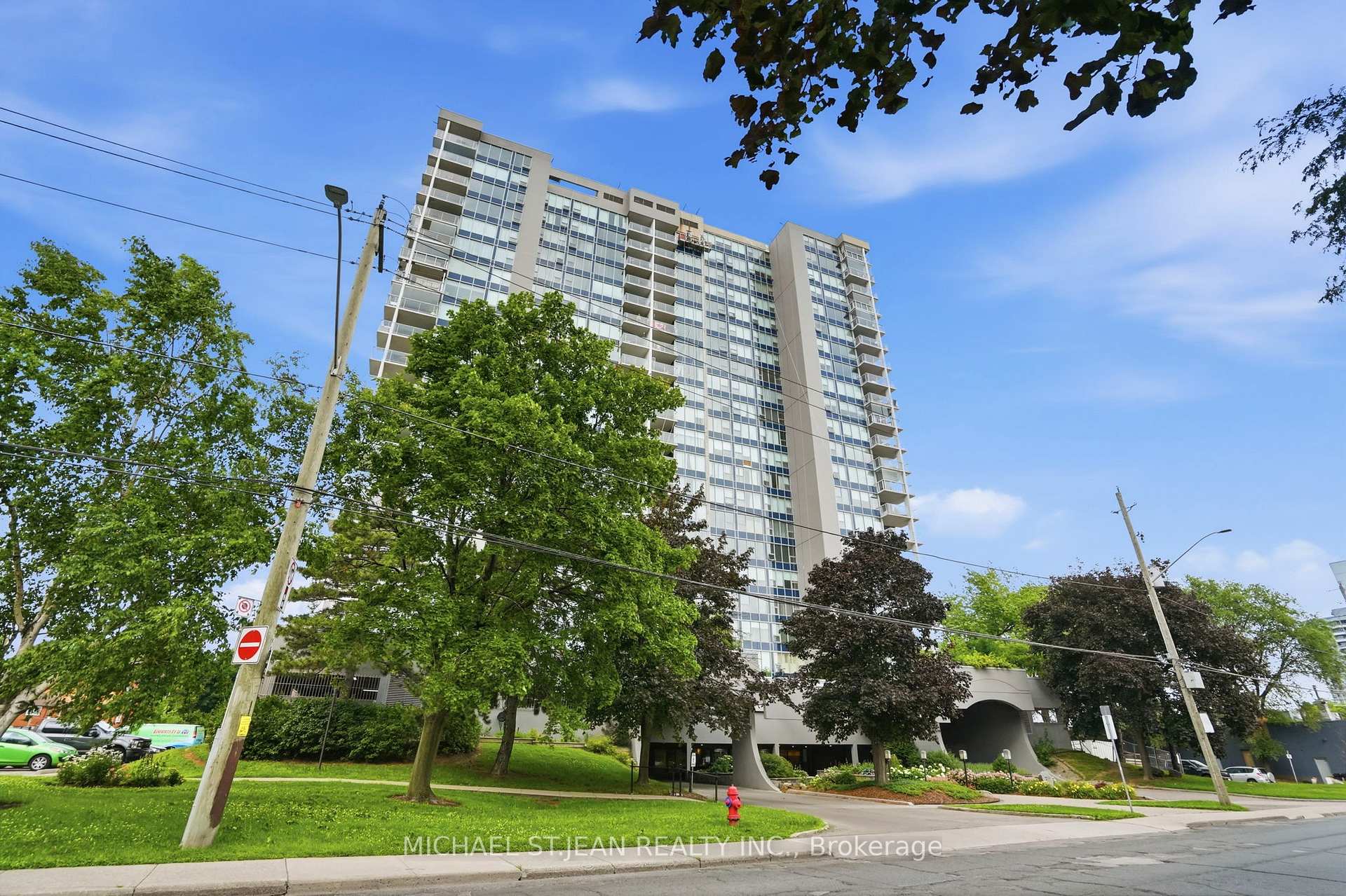 Photo 4 of Unit 1702, 75 Queen Street N, Hamilton, Strathcona — HOMEH