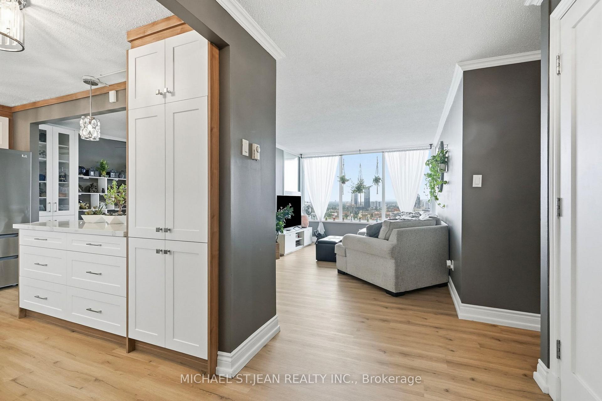 Photo 9 of Unit 1702, 75 Queen Street N, Hamilton, Strathcona — HOMEH