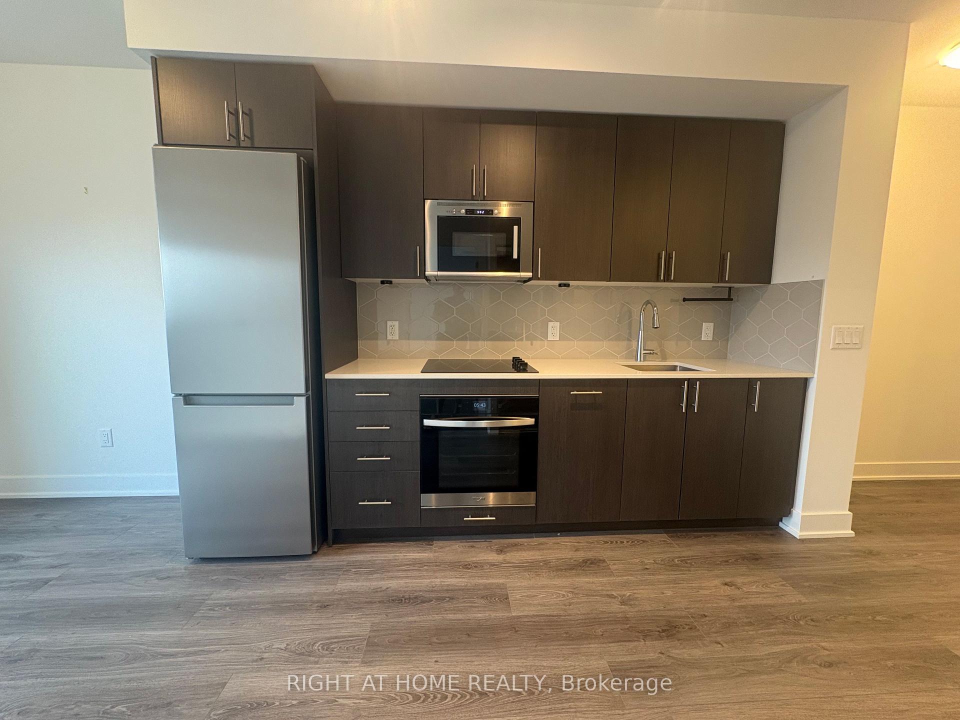 Photo 7 of Unit 357, 2545 Simcoe Street N, Oshawa, Windfields — HOMEH