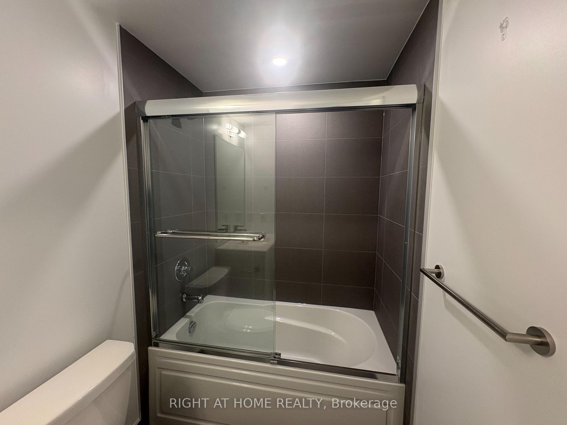 Photo 16 of Unit 357, 2545 Simcoe Street N, Oshawa, Windfields — HOMEH