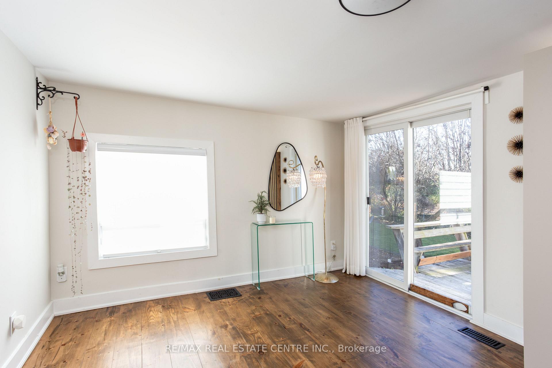 Photo 22 of 5 East John Street N, Innisfil, Cookstown — HOMEH