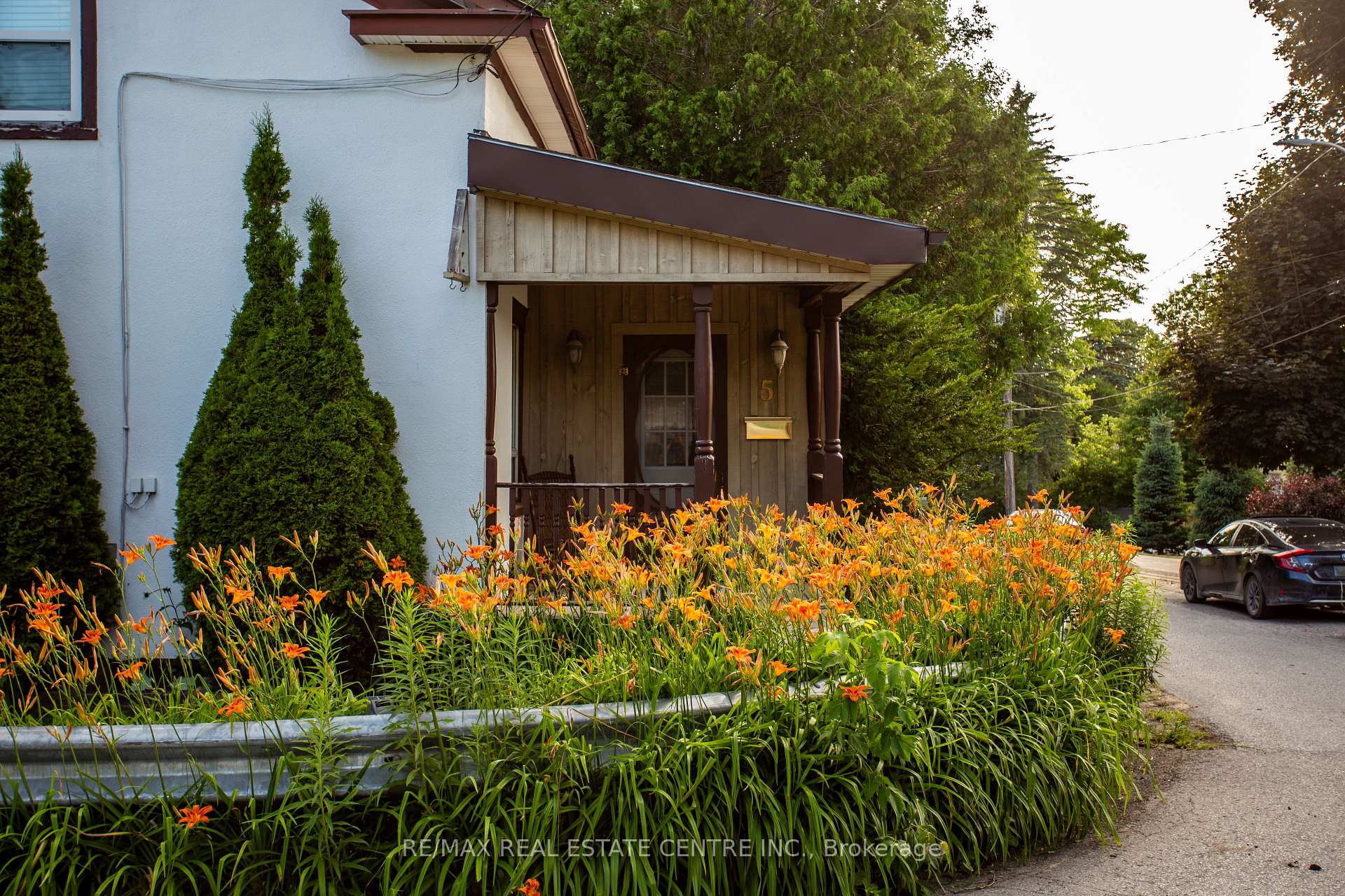 Photo 46 of 5 East John Street N, Innisfil, Cookstown — HOMEH