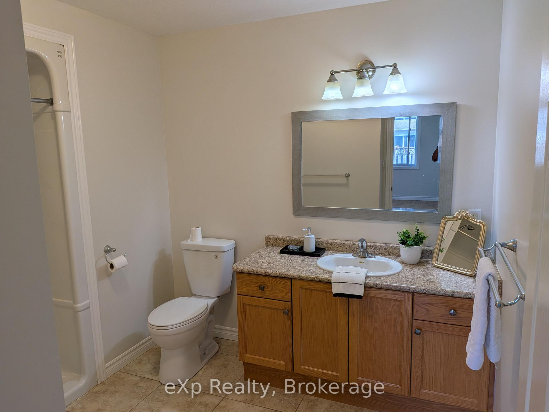 Photo 8 of 489 Danby Street E, North Perth, Listowel — HOMEH