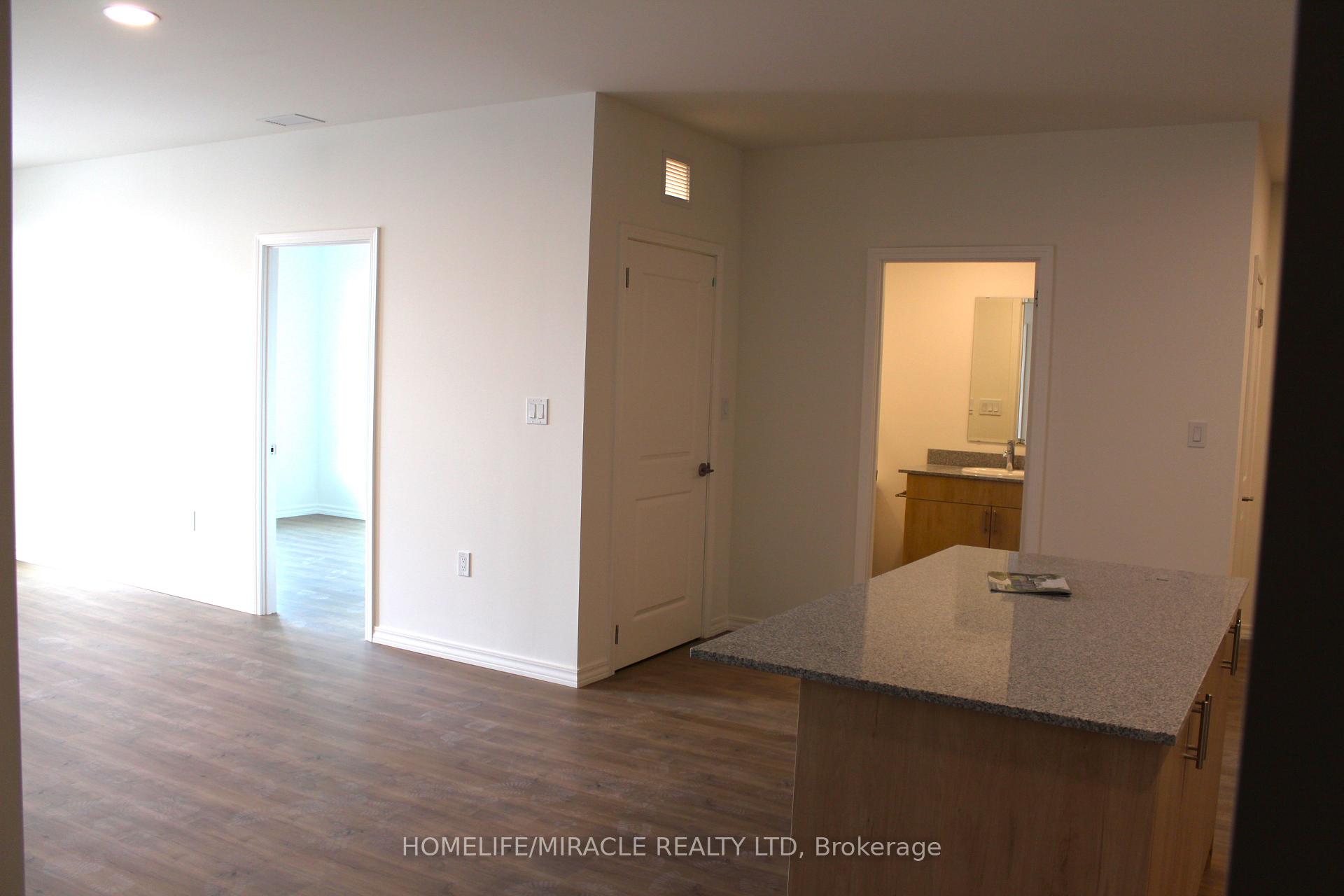 Photo 8 of Unit 613, 1098 Paisley Road, Guelph, Willow West/Sugarbush/West Acres — HOMEH