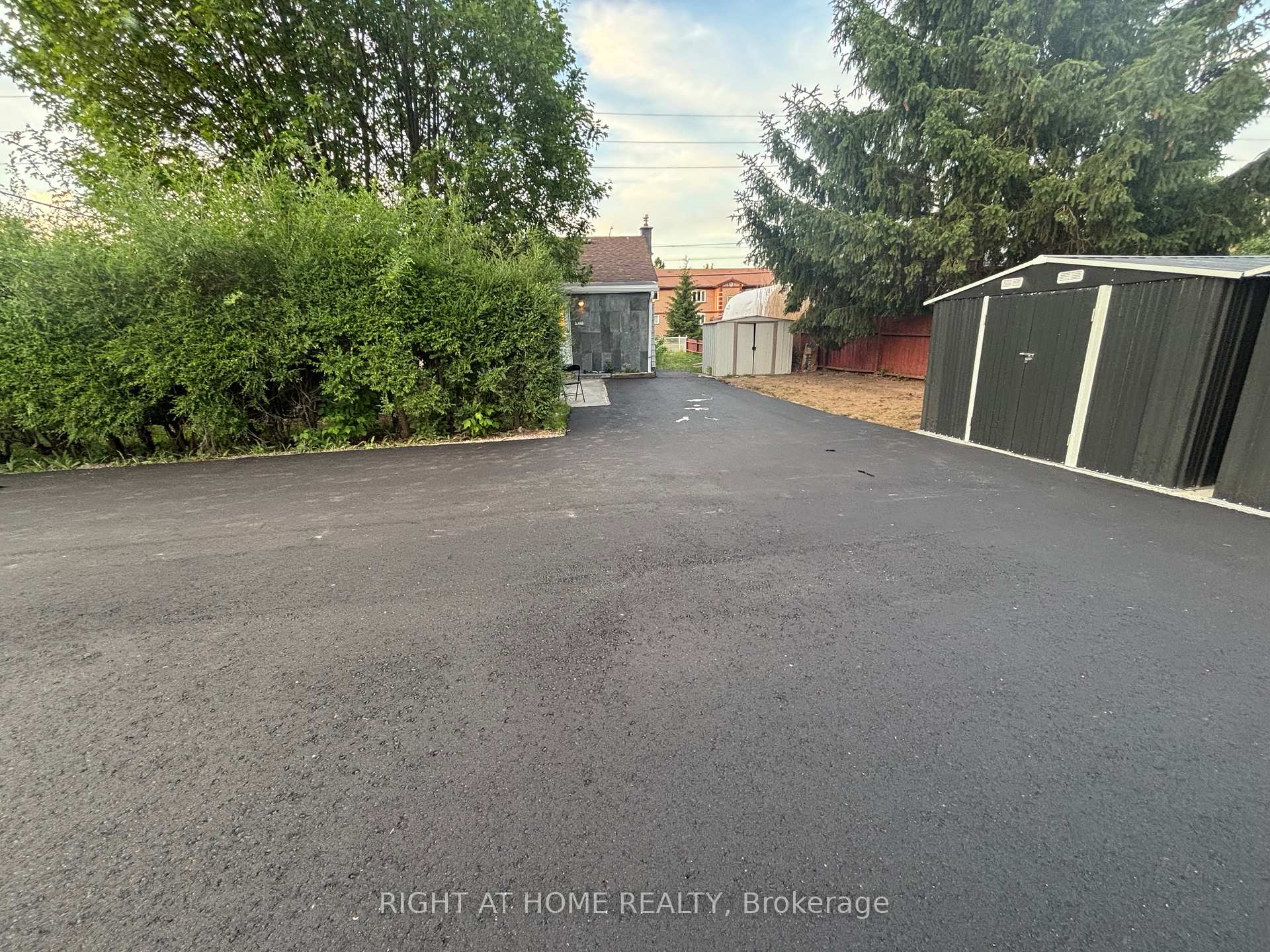Photo 3 of Unit Upper, 442 Broadway Avenue, Milton, Old Milton — HOMEH