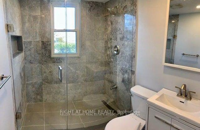 Photo 8 of Unit Upper, 442 Broadway Avenue, Milton, Old Milton — HOMEH