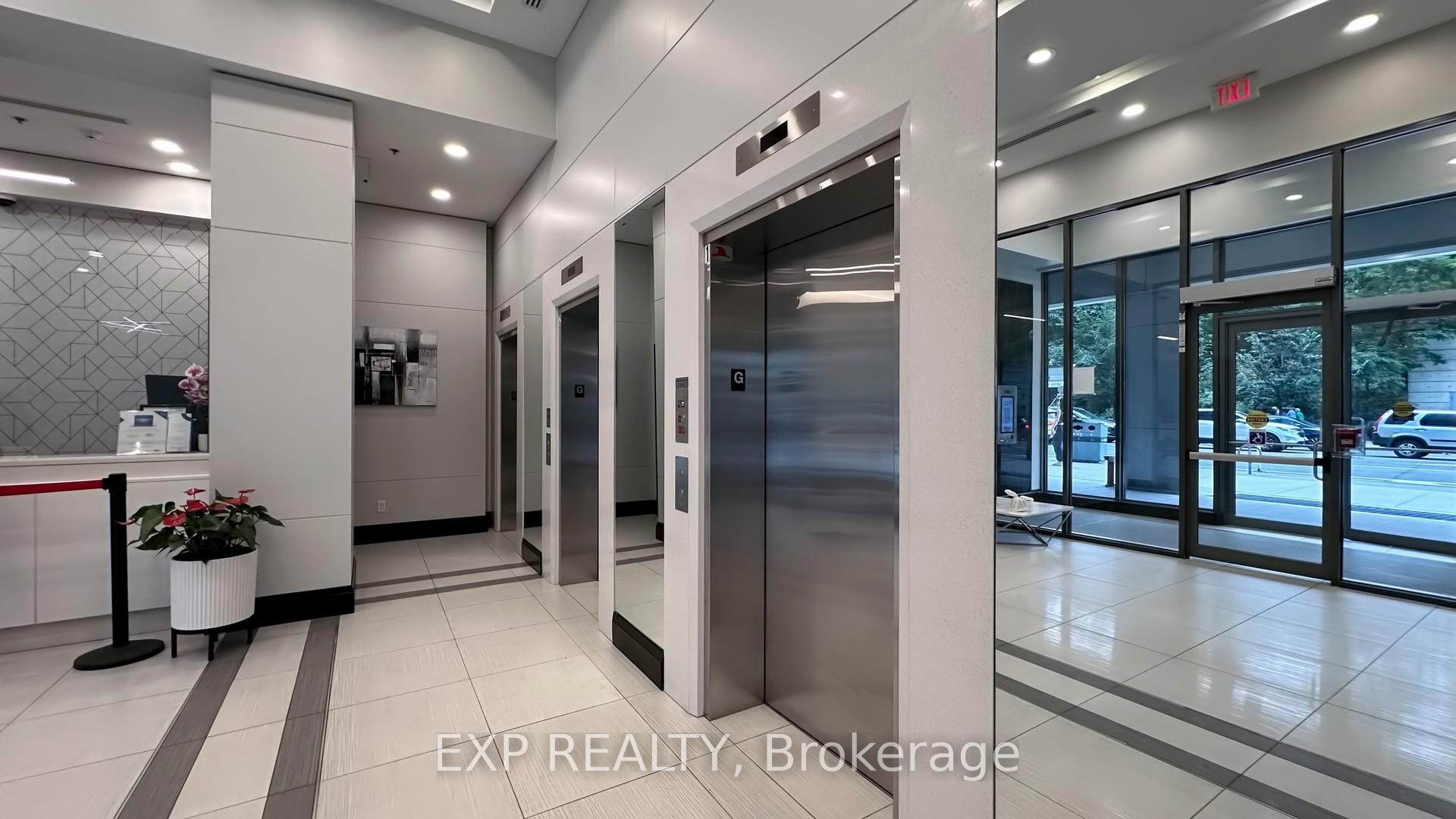 Photo 5 of Unit 1106, 25 Lower Simcoe Street, Toronto, Waterfront Communities — HOMEH