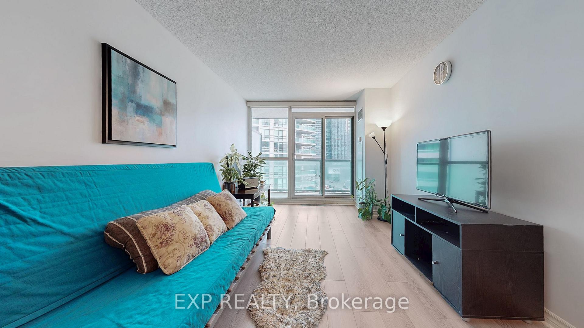 Photo 10 of Unit 1106, 25 Lower Simcoe Street, Toronto, Waterfront Communities — HOMEH