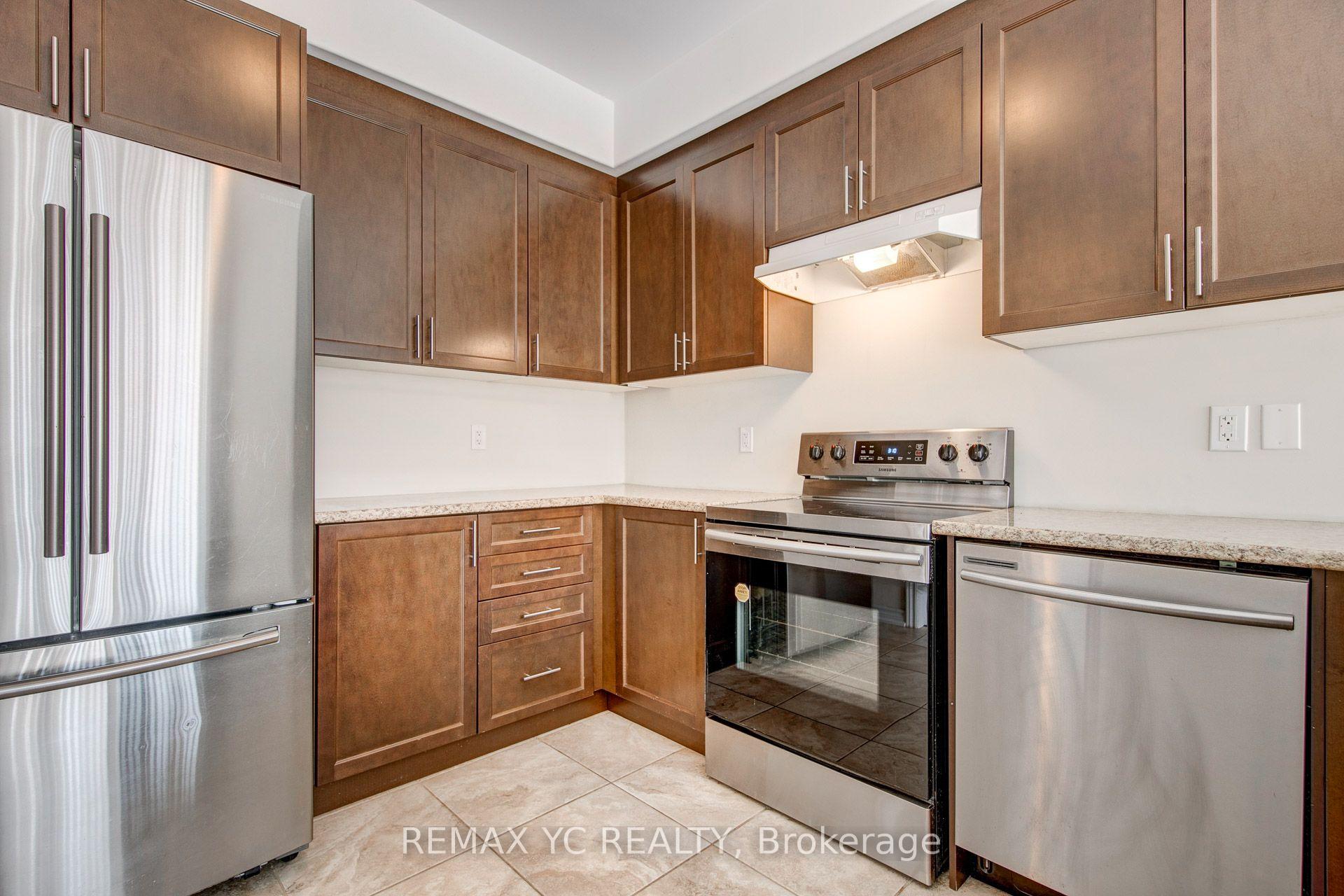 Photo 11 of 56 Walker Boulevard, New Tecumseth, Alliston — HOMEH