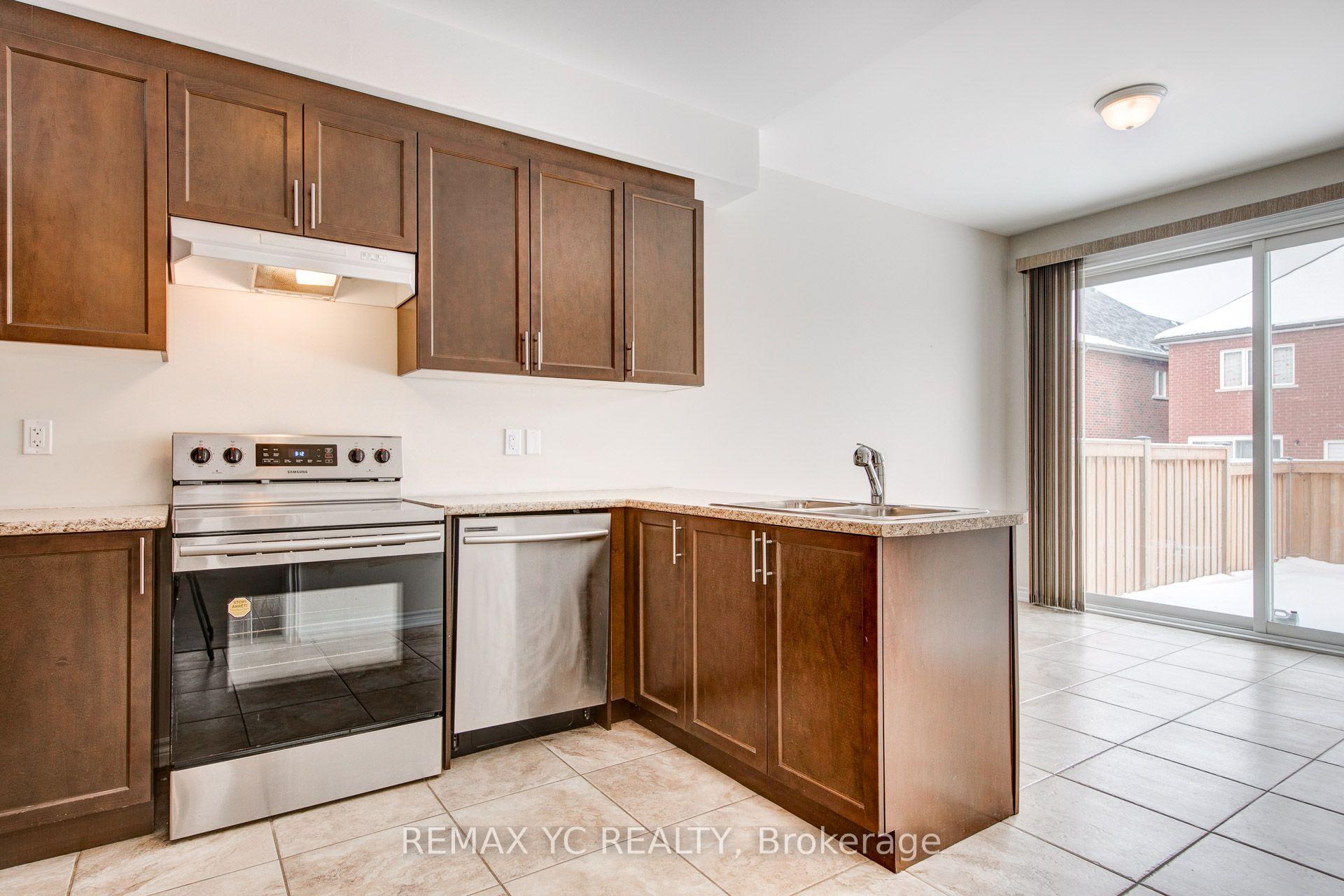 Photo 12 of 56 Walker Boulevard, New Tecumseth, Alliston — HOMEH