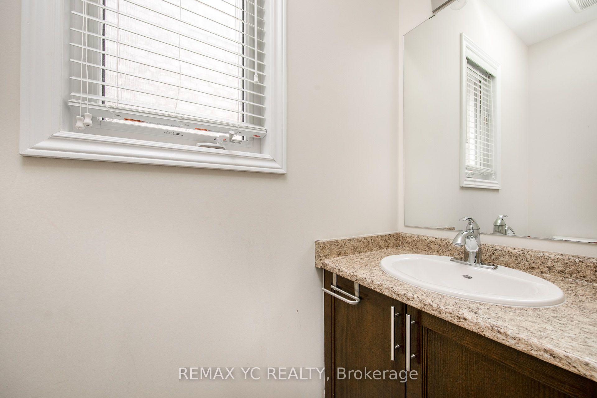 Photo 16 of 56 Walker Boulevard, New Tecumseth, Alliston — HOMEH