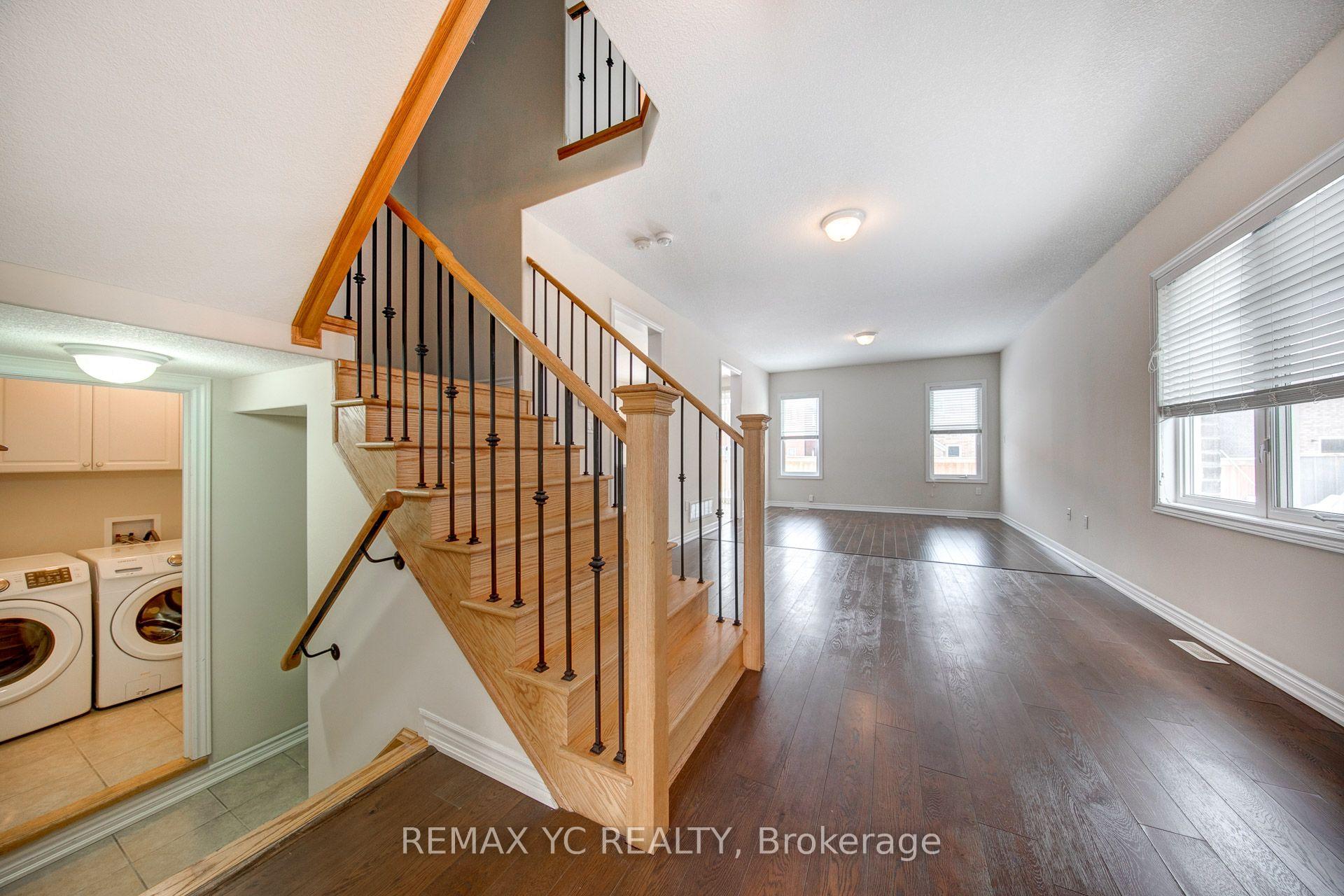 Photo 17 of 56 Walker Boulevard, New Tecumseth, Alliston — HOMEH