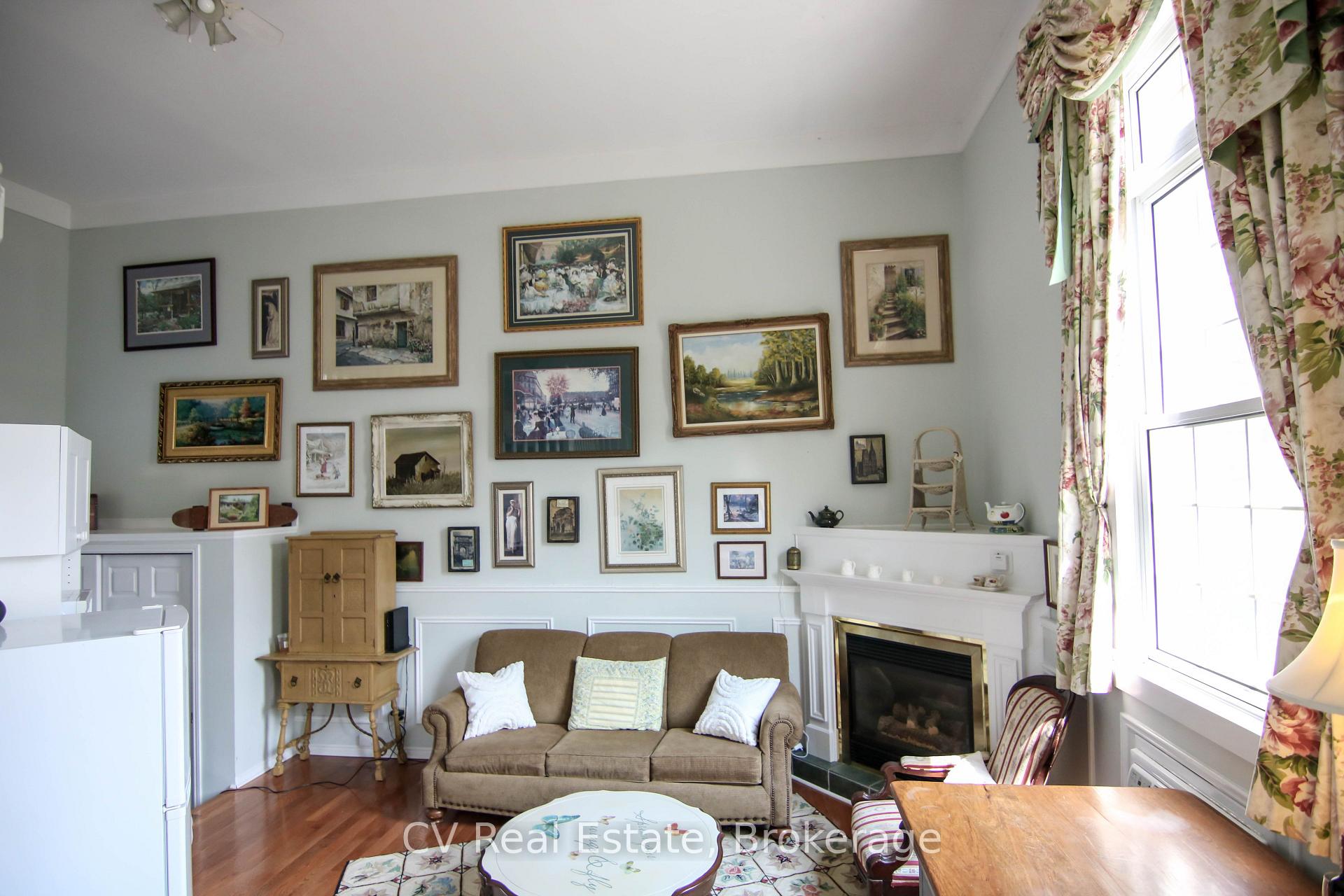 Photo 10 of Unit 152, 2 Mahaffy Court, Bracebridge — HOMEH