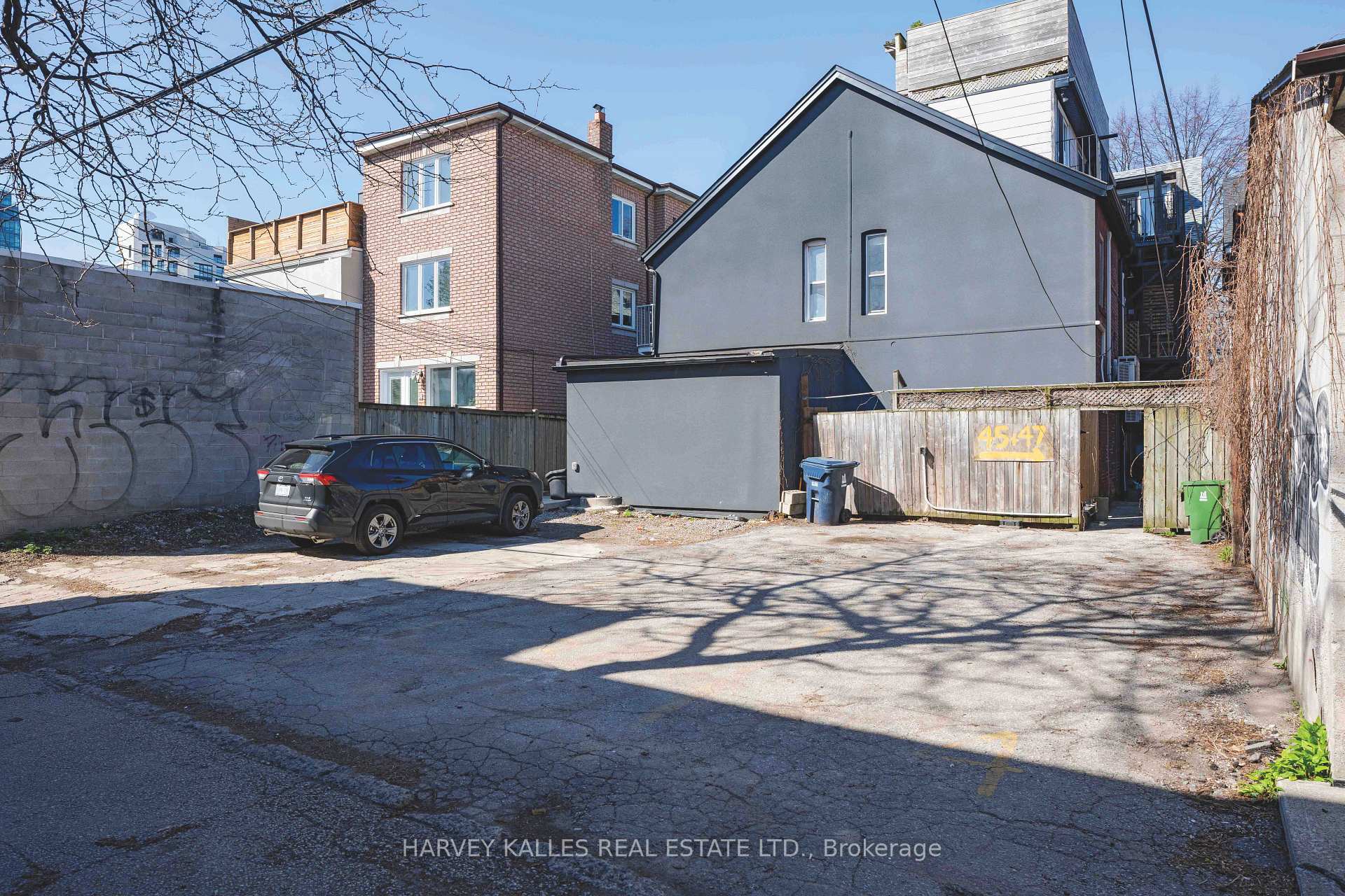 Photo 14 of Unit 3, 47 Northcote Avenue, Toronto, Little Portugal — HOMEH