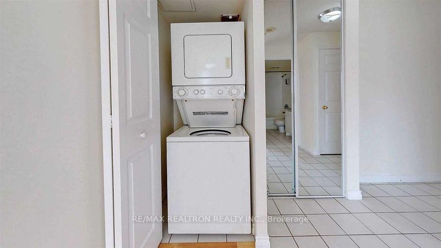Photo 8 of Unit 2610, 736 Bay Street, Toronto, Bay Street Corridor — HOMEH