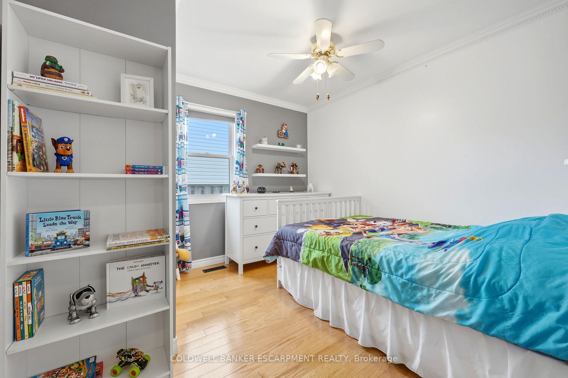 Photo 15 of 58 Dairy Drive, Halton Hills, Acton — HOMEH