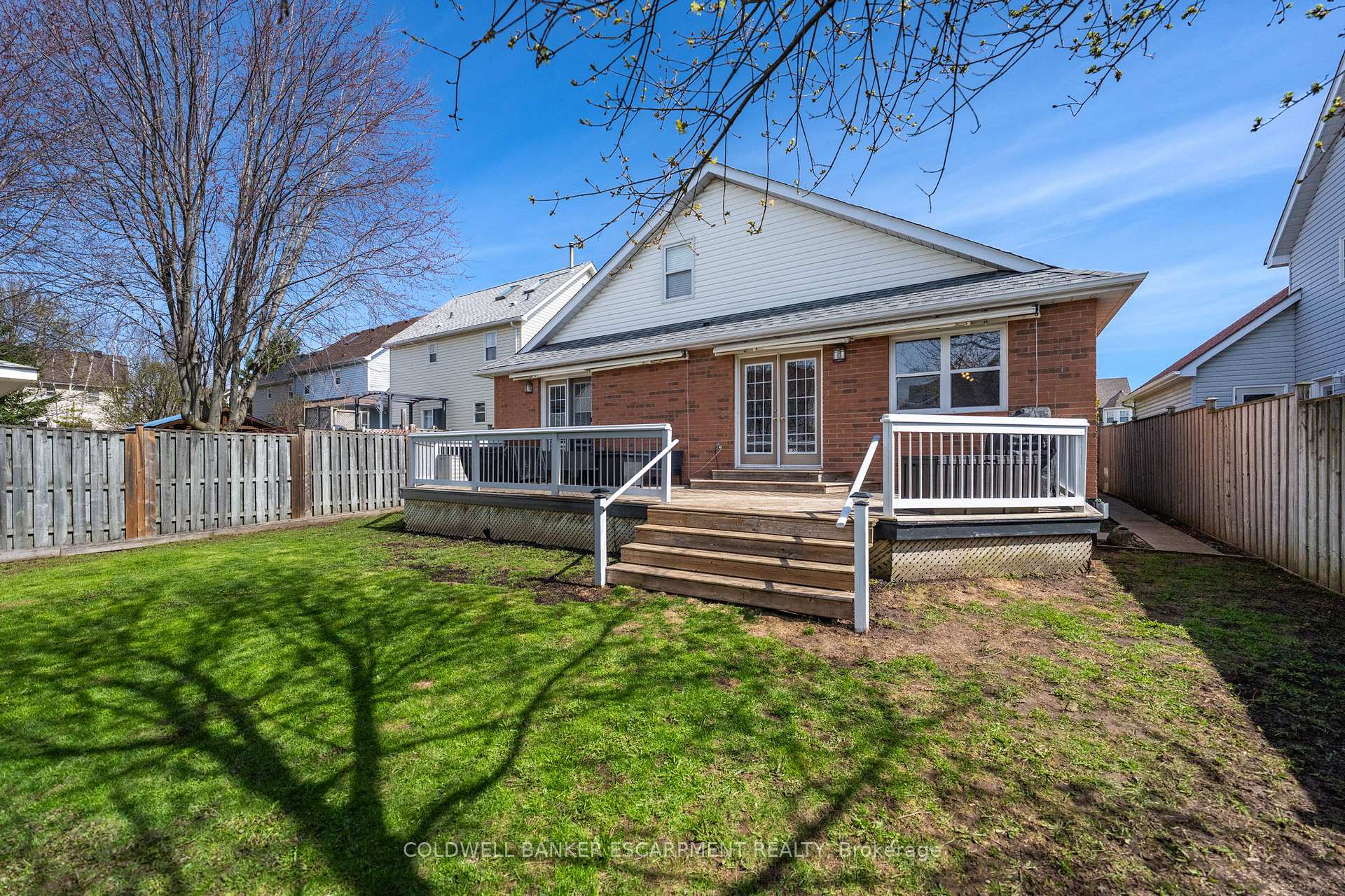 Photo 40 of 58 Dairy Drive, Halton Hills, Acton — HOMEH