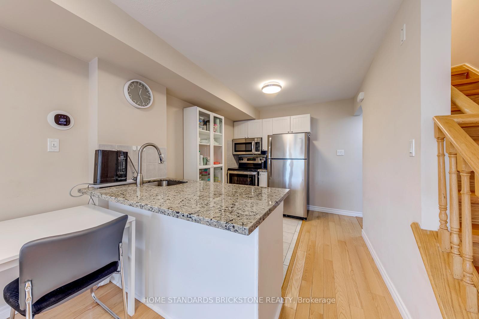 Photo 6 of Unit 291, 306 John Street, Markham, Aileen-Willowbrook — HOMEH