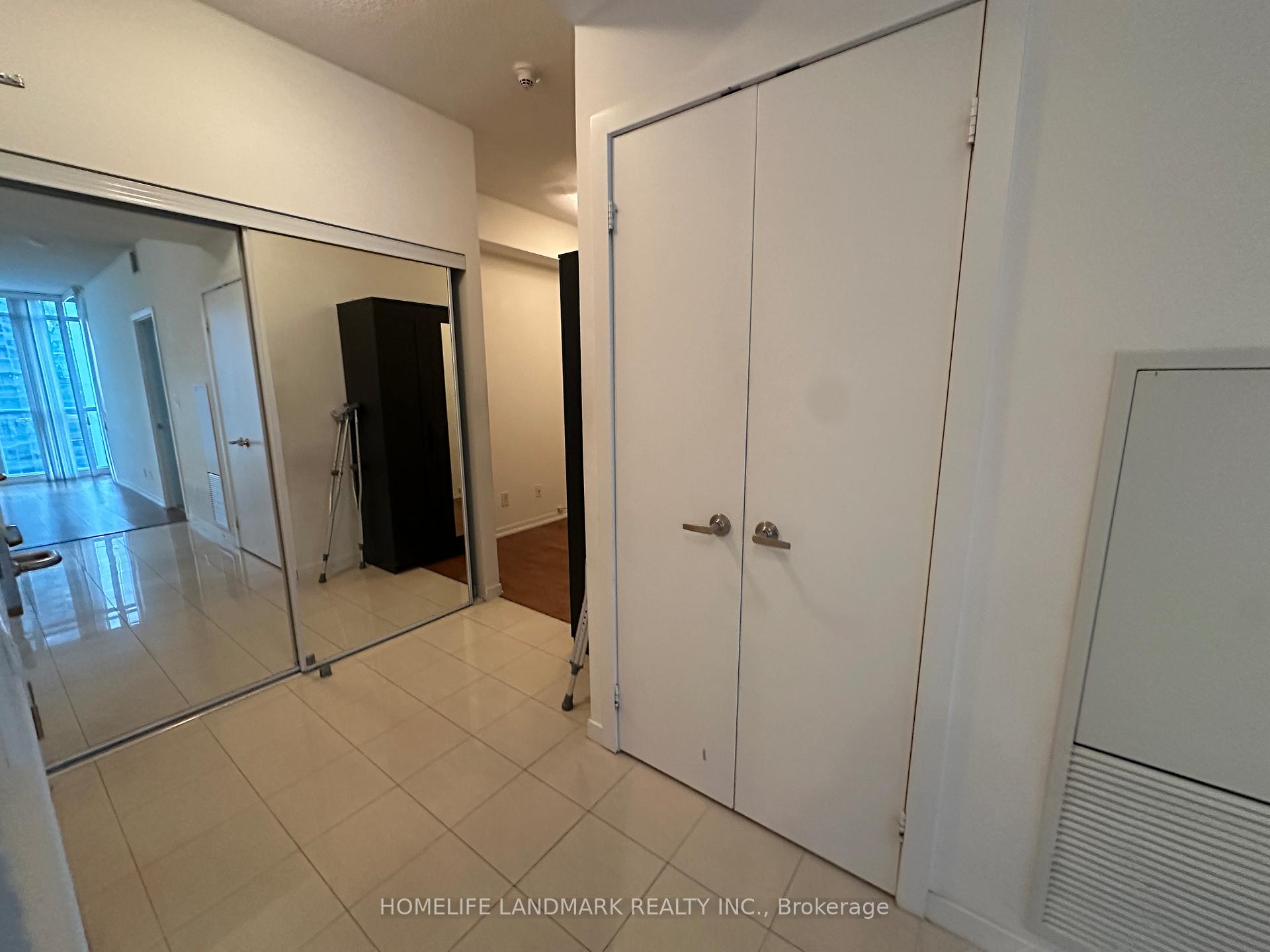 Photo 2 of Unit 2701, 65 Bremner Boulevard, Toronto, Waterfront Communities — HOMEH
