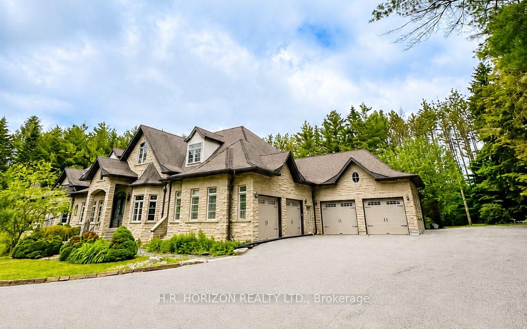 Photo 5 of 13045 Jane Street, King, King City — HOMEH